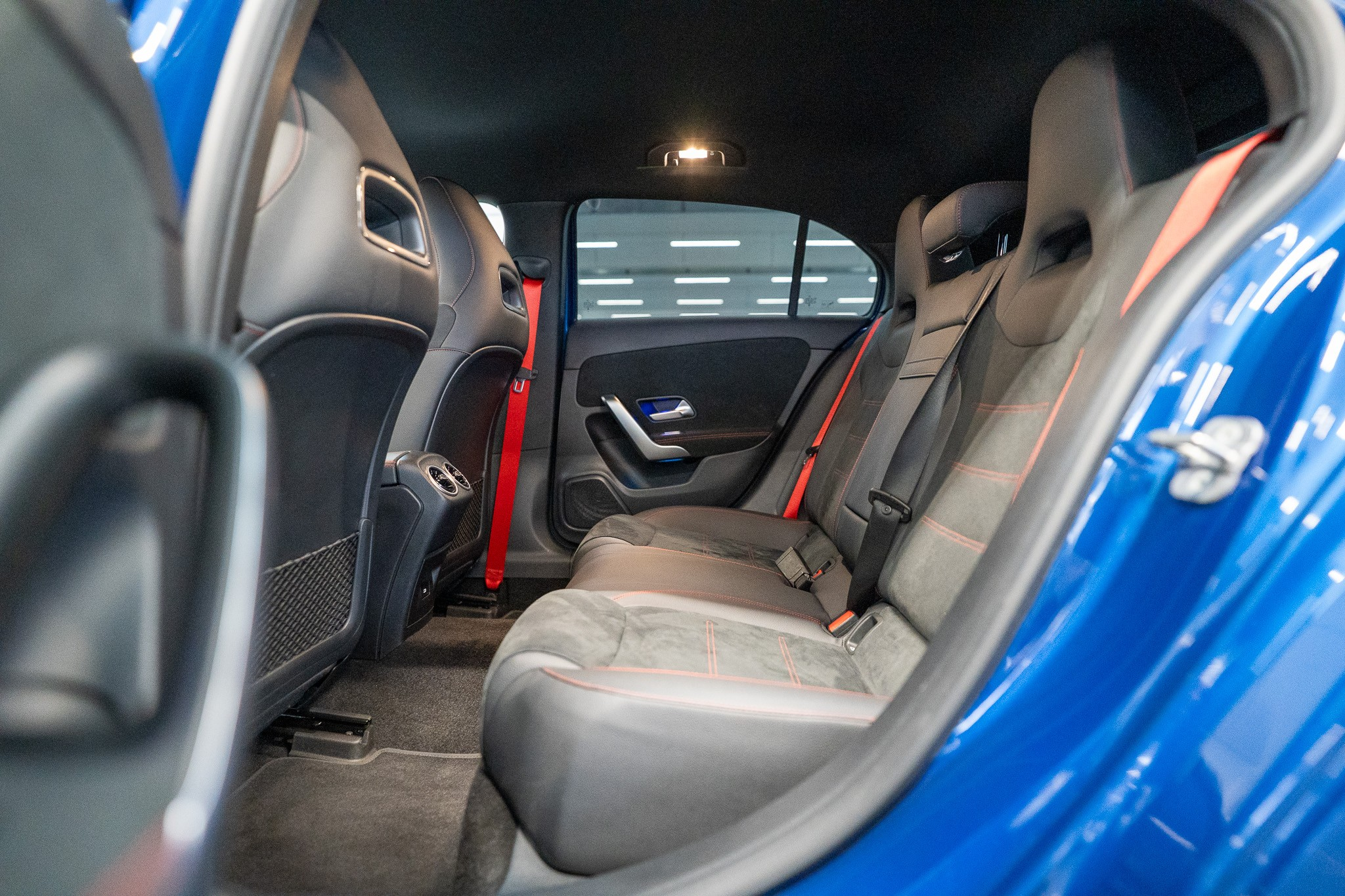 listing desktop thumbnail image 11