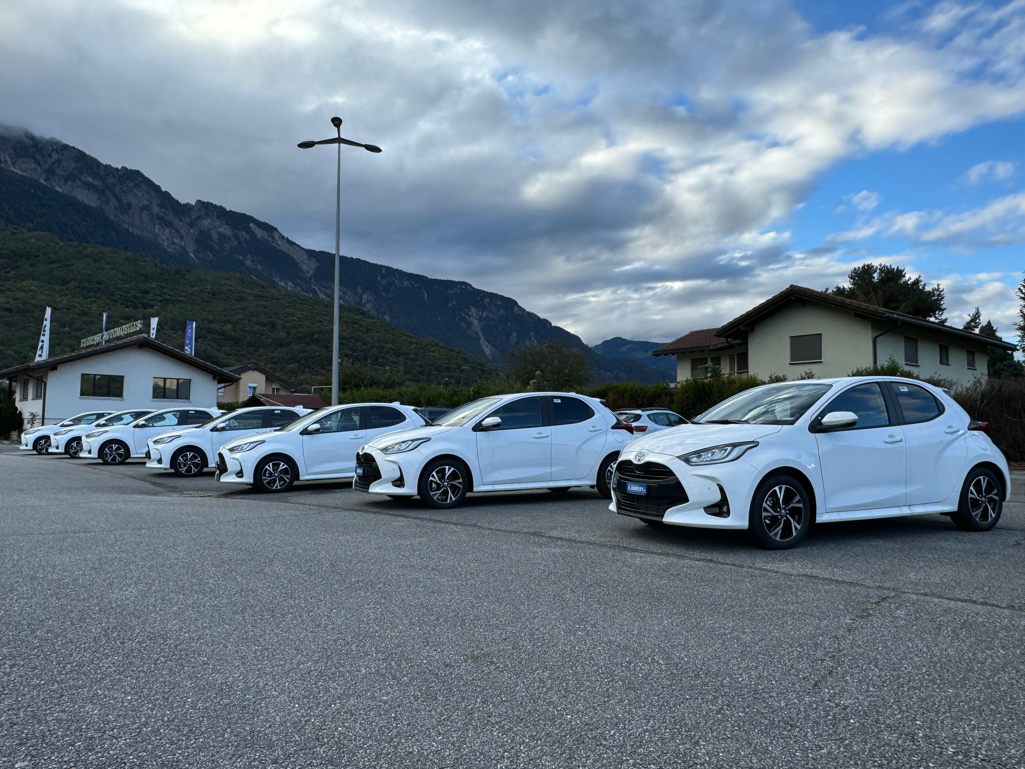 listing desktop thumbnail image 13