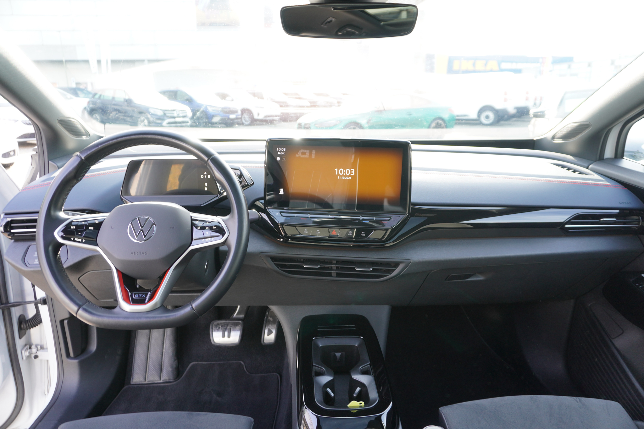 listing desktop thumbnail image 14