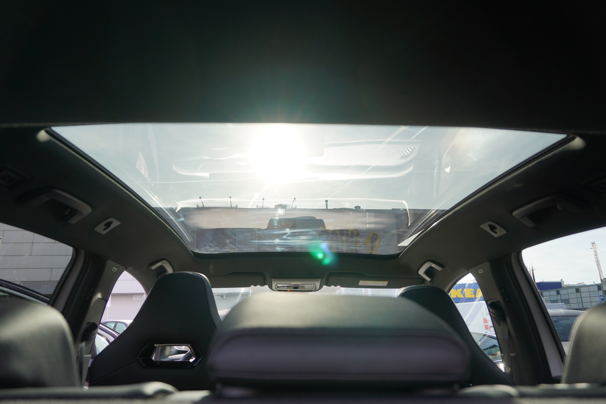 listing desktop thumbnail image 11