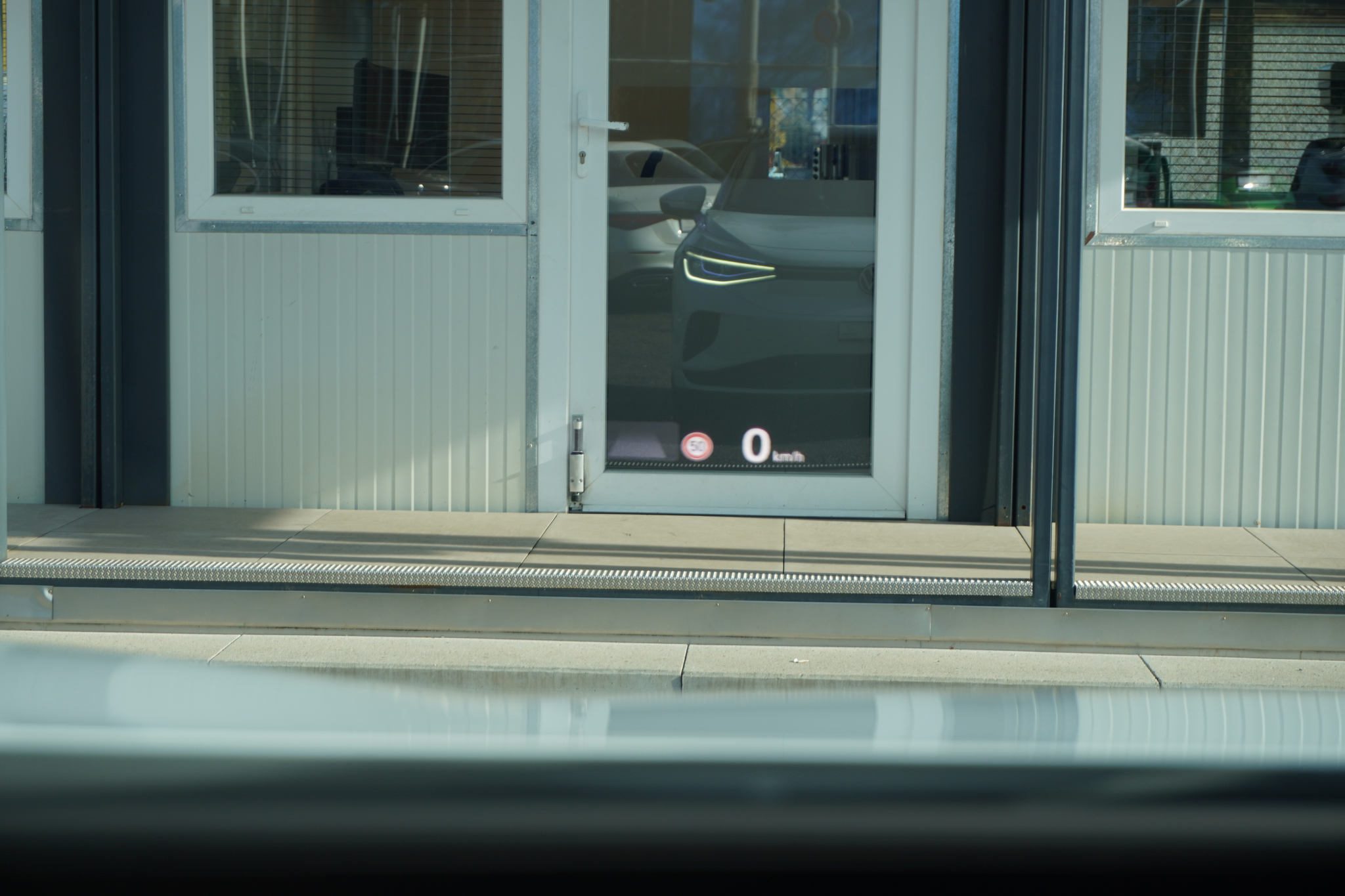 listing desktop thumbnail image 29