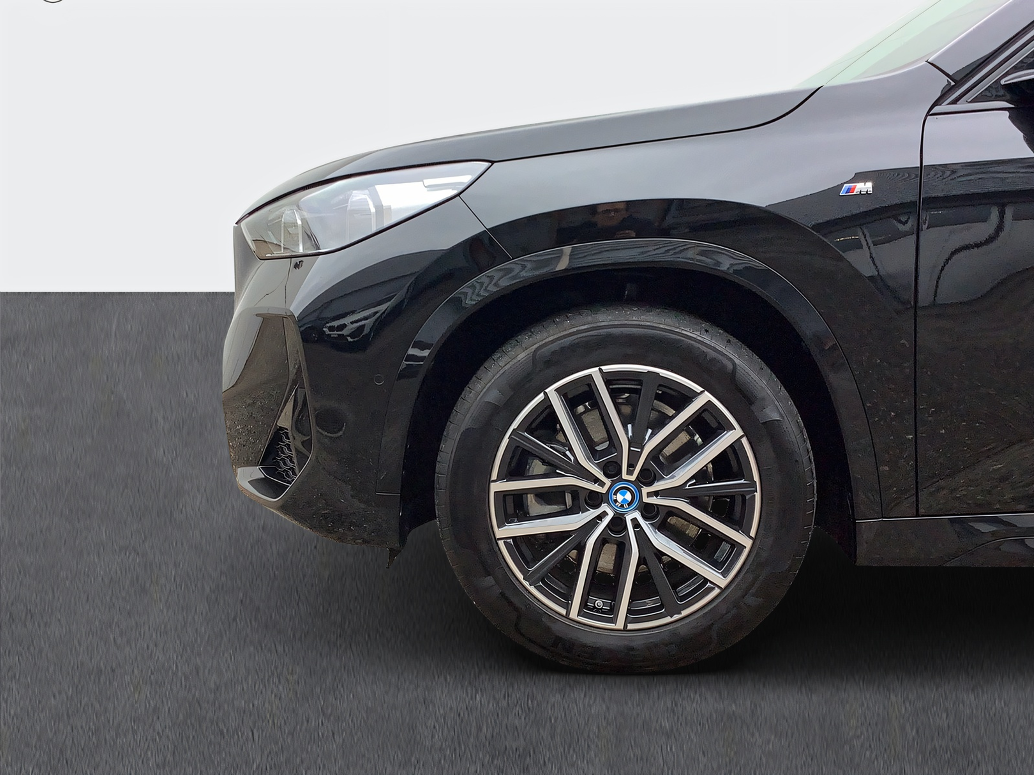 listing desktop thumbnail image 6