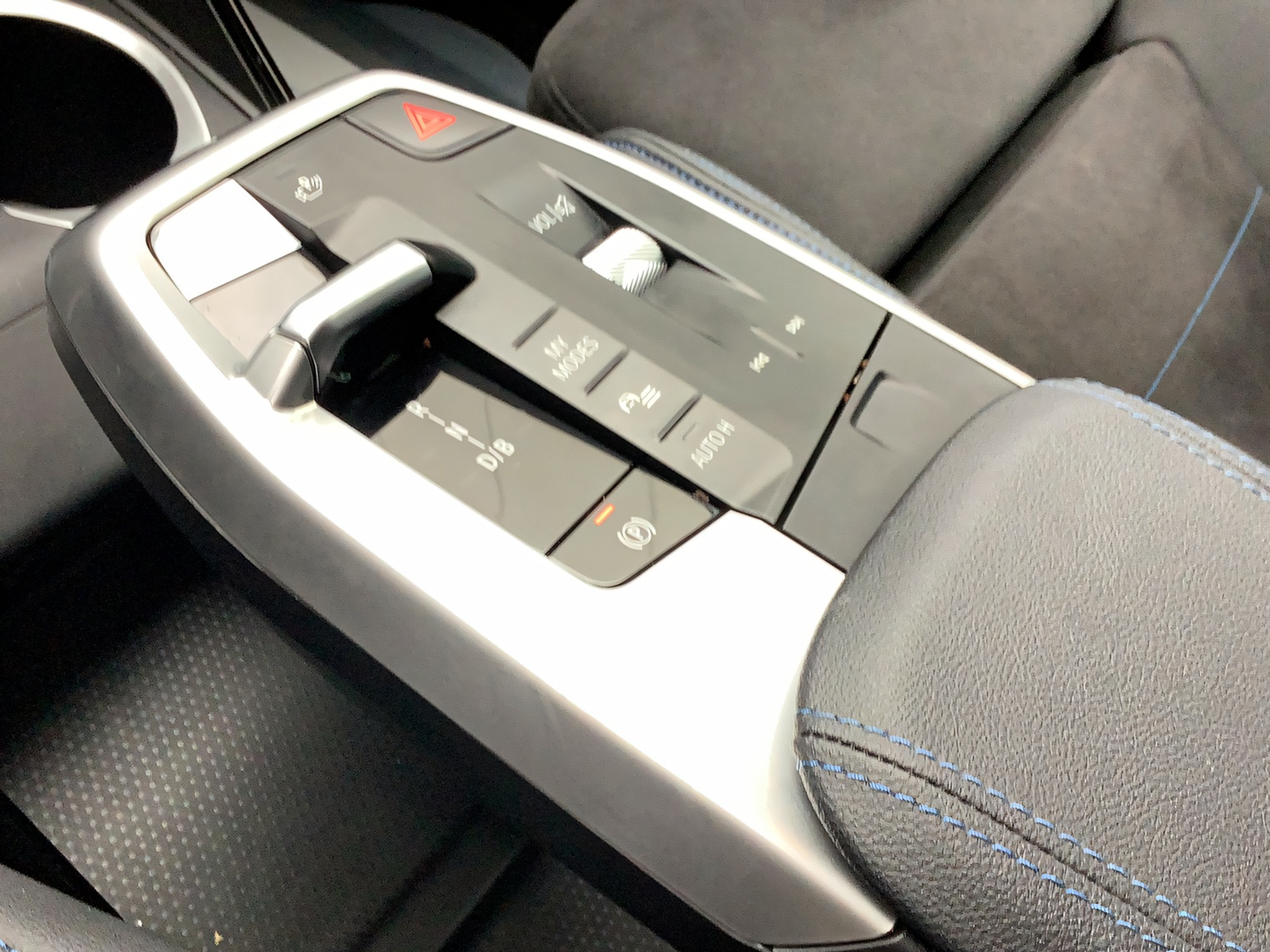 listing desktop thumbnail image 19