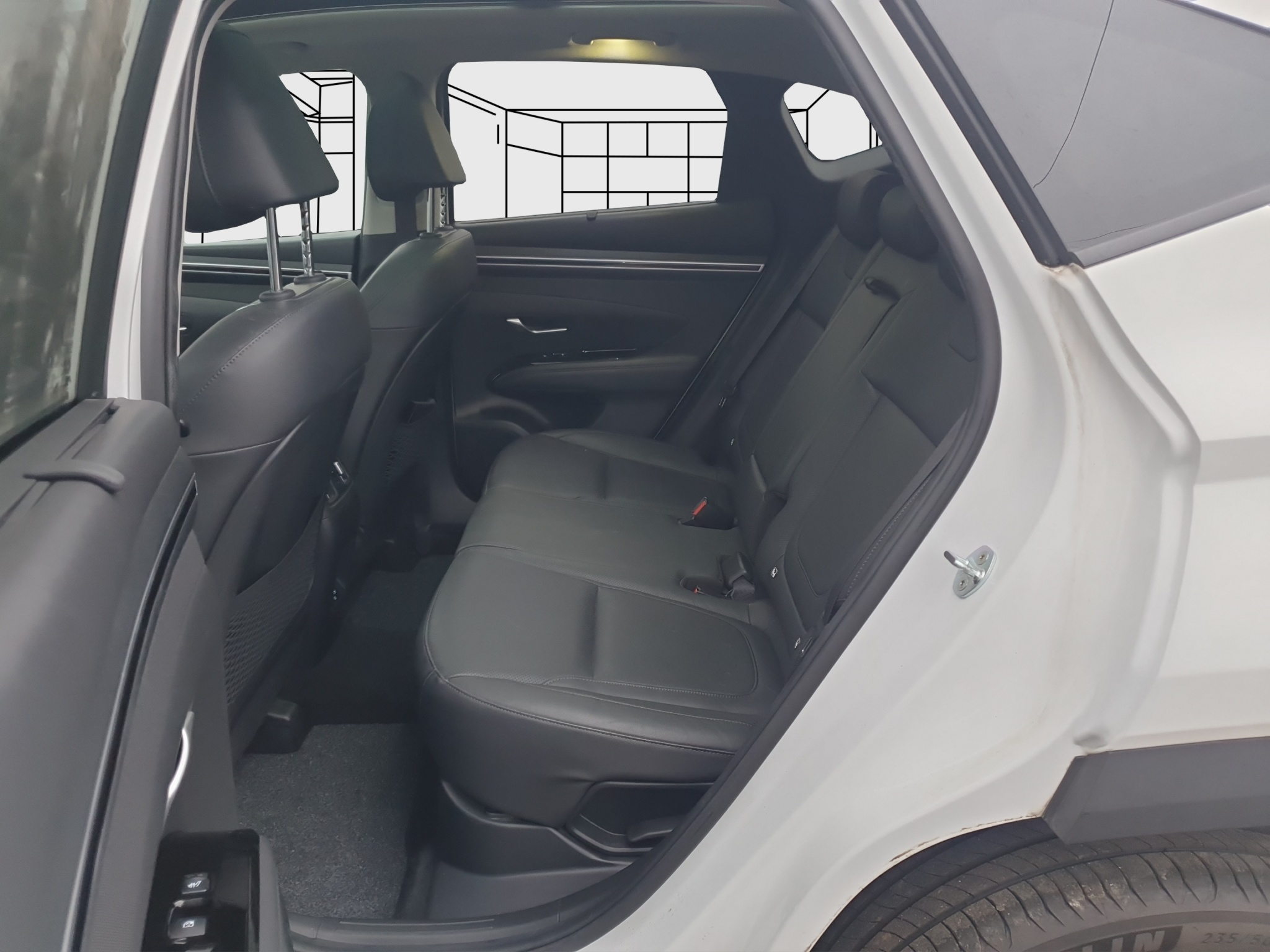 listing desktop thumbnail image 13