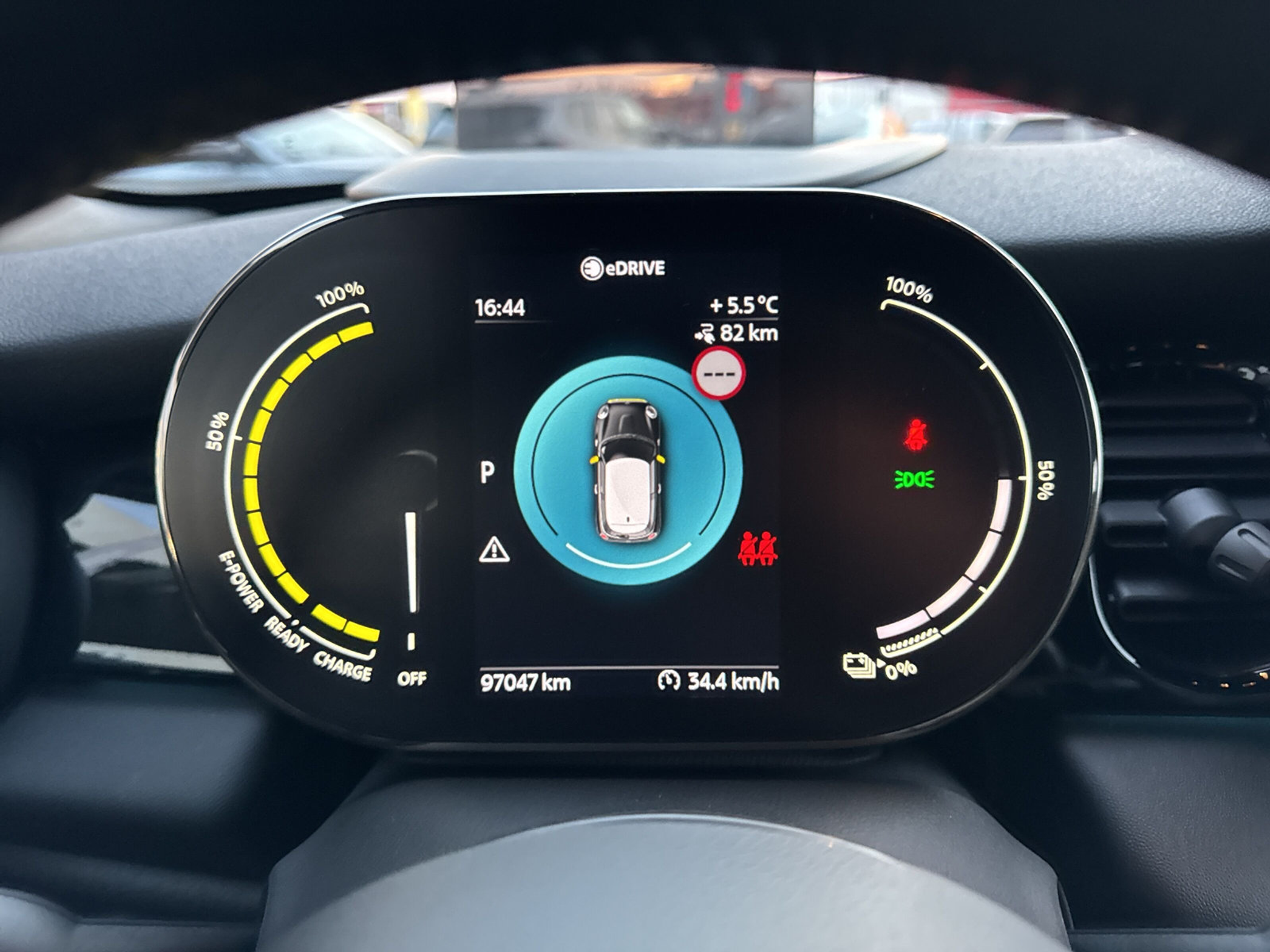 listing desktop thumbnail image 14