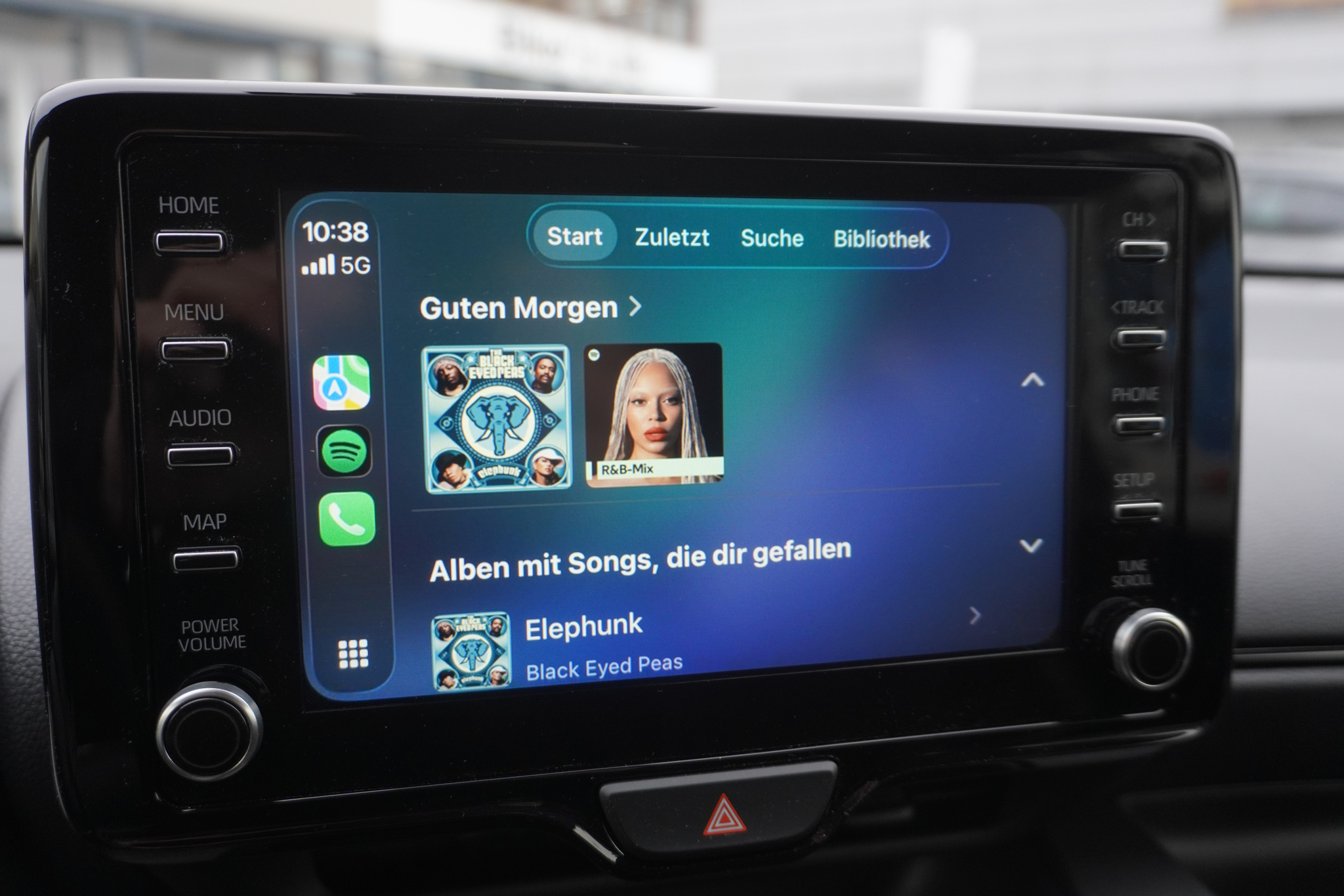 listing desktop thumbnail image 25