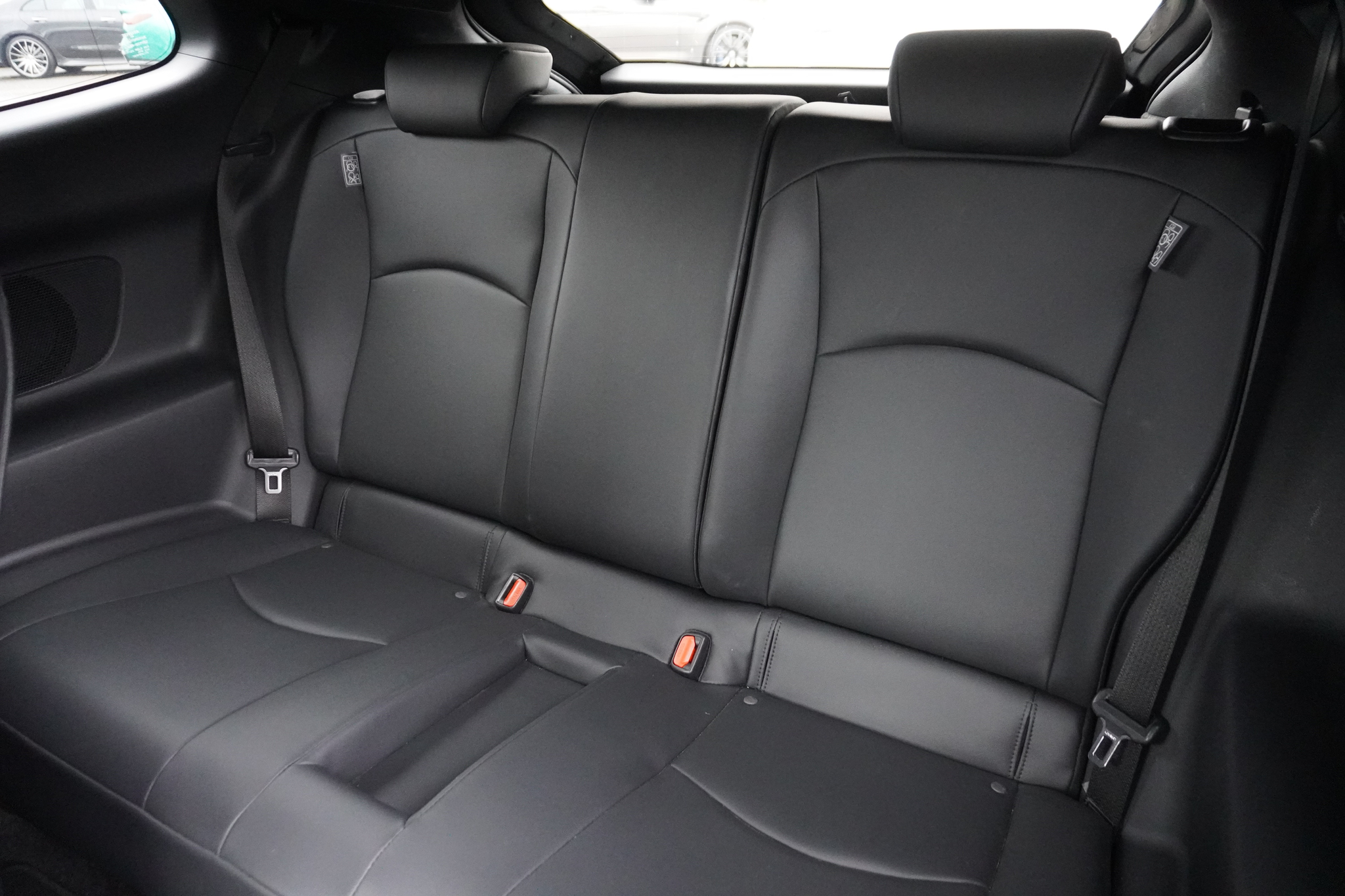 listing desktop thumbnail image 13