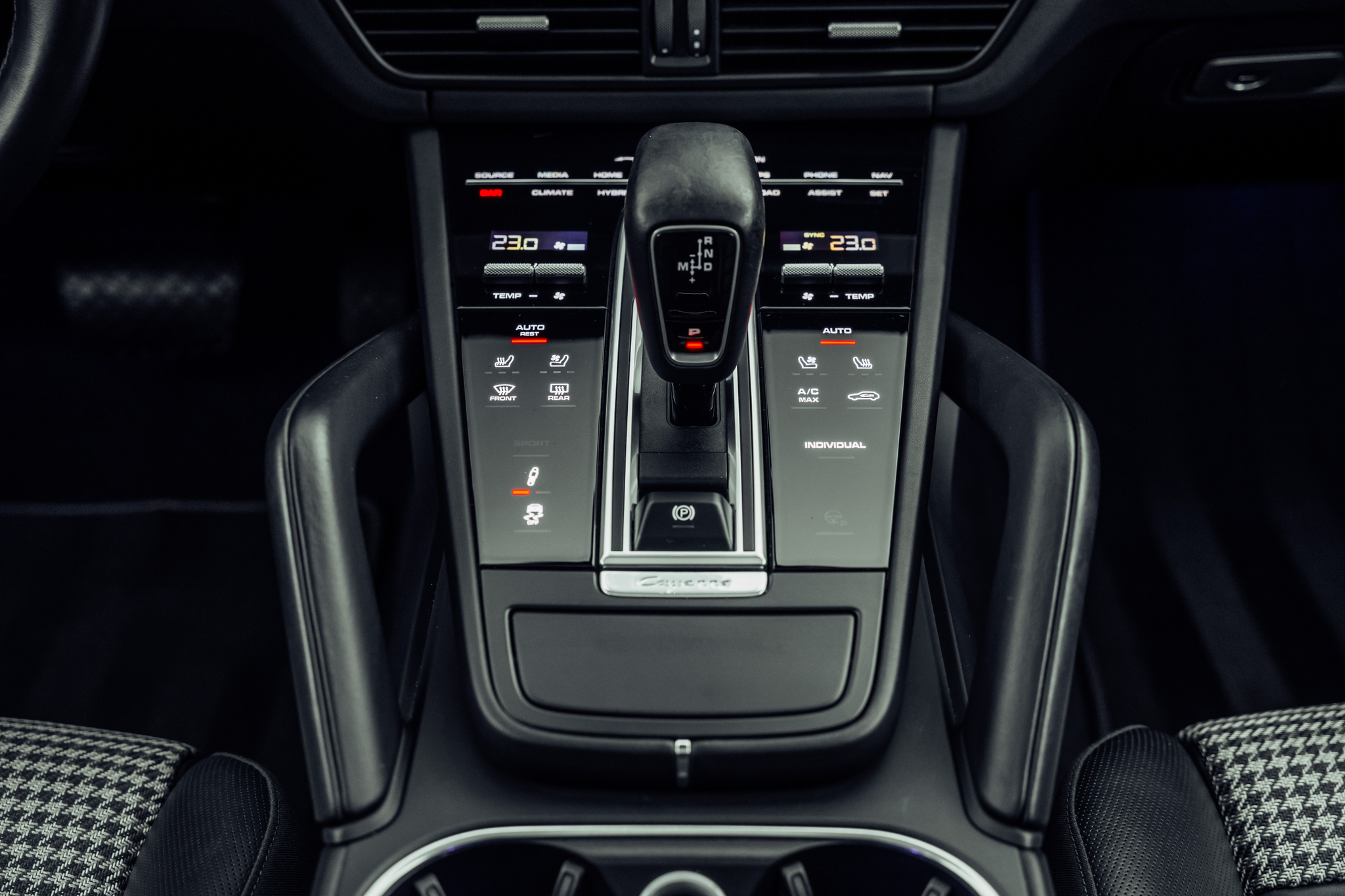 listing desktop thumbnail image 17