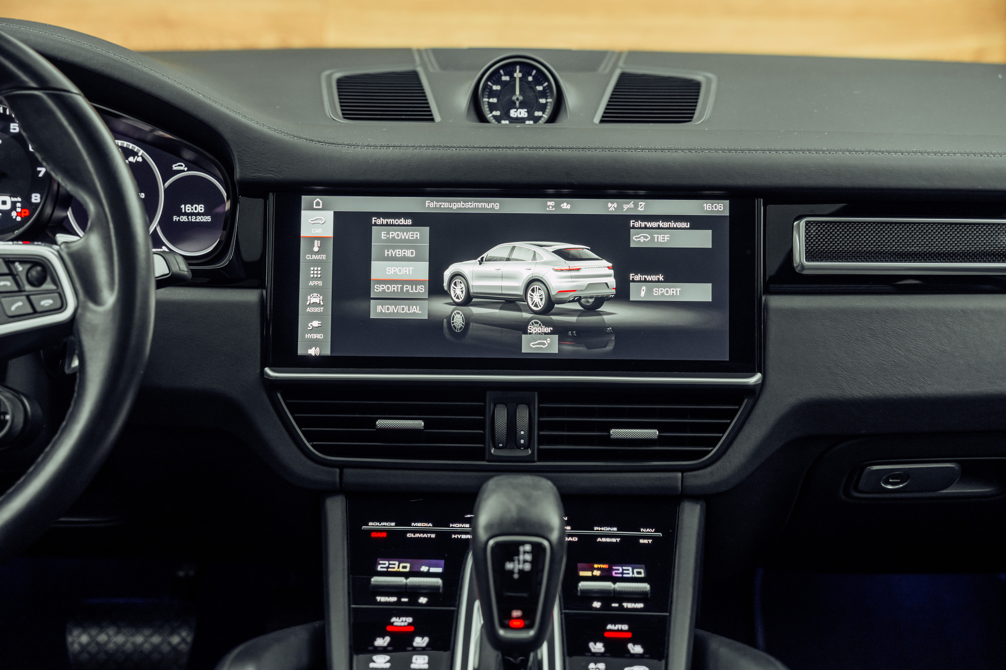 listing desktop thumbnail image 15