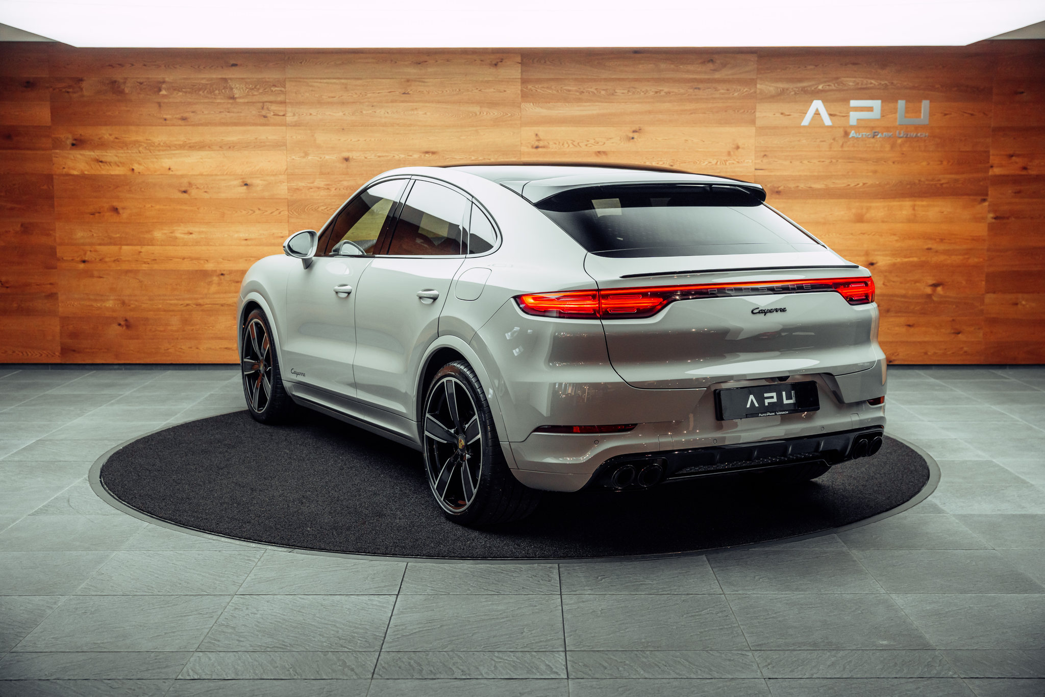 listing desktop thumbnail image 3