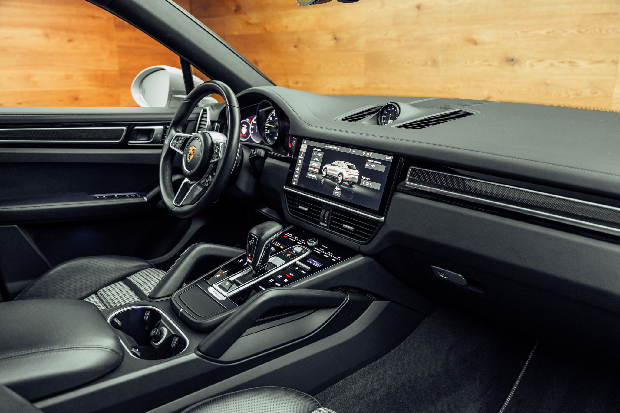 listing desktop thumbnail image 11