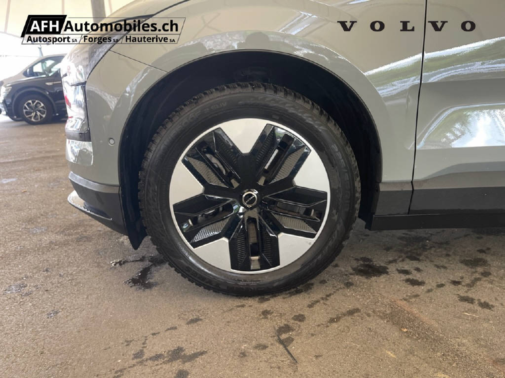 listing desktop thumbnail image 9