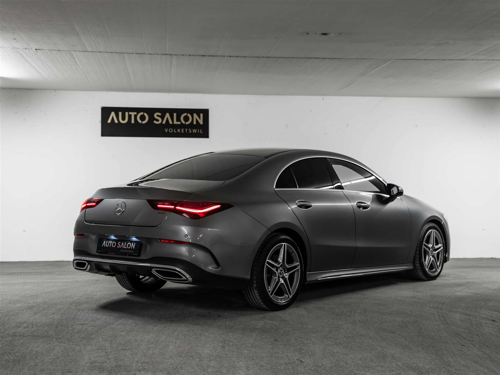 listing desktop thumbnail image 4