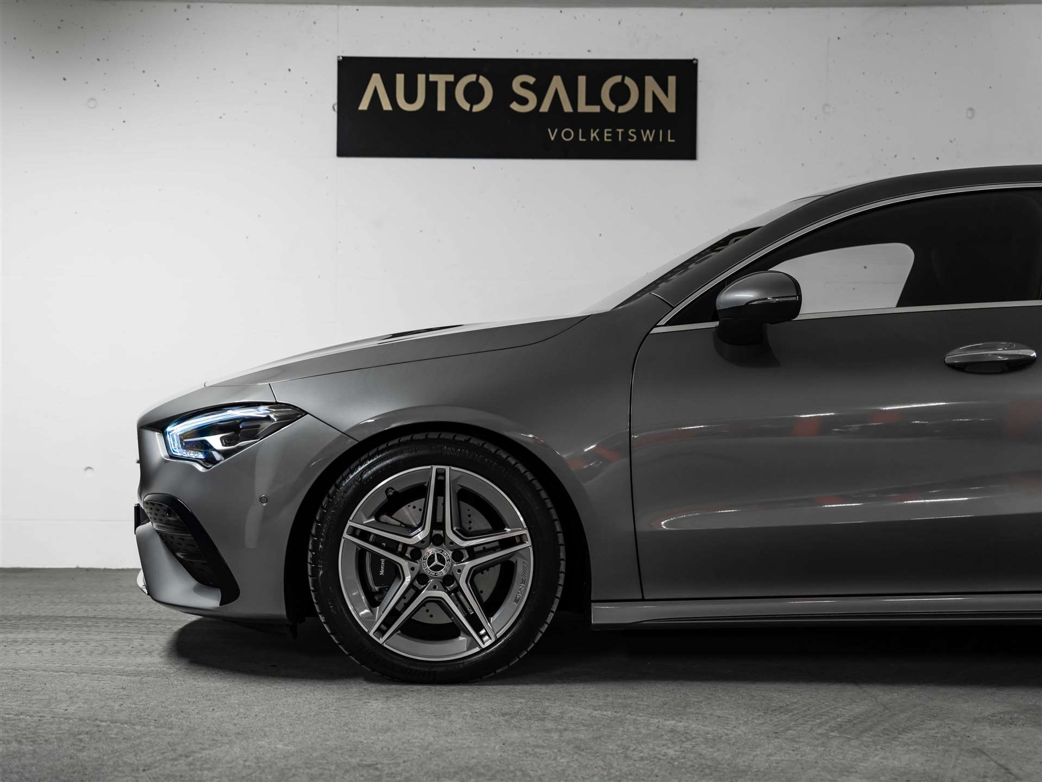 listing desktop thumbnail image 17