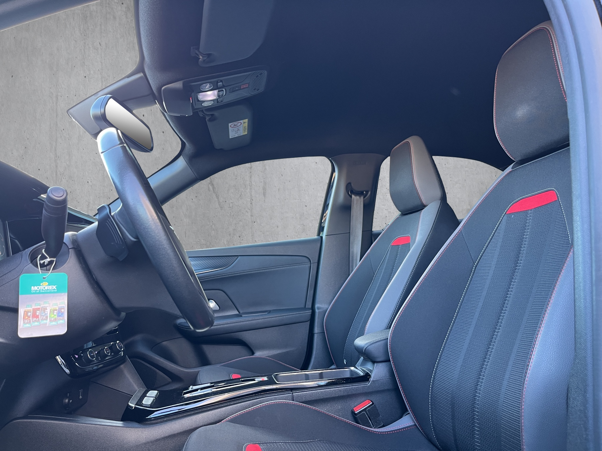 listing desktop thumbnail image 13