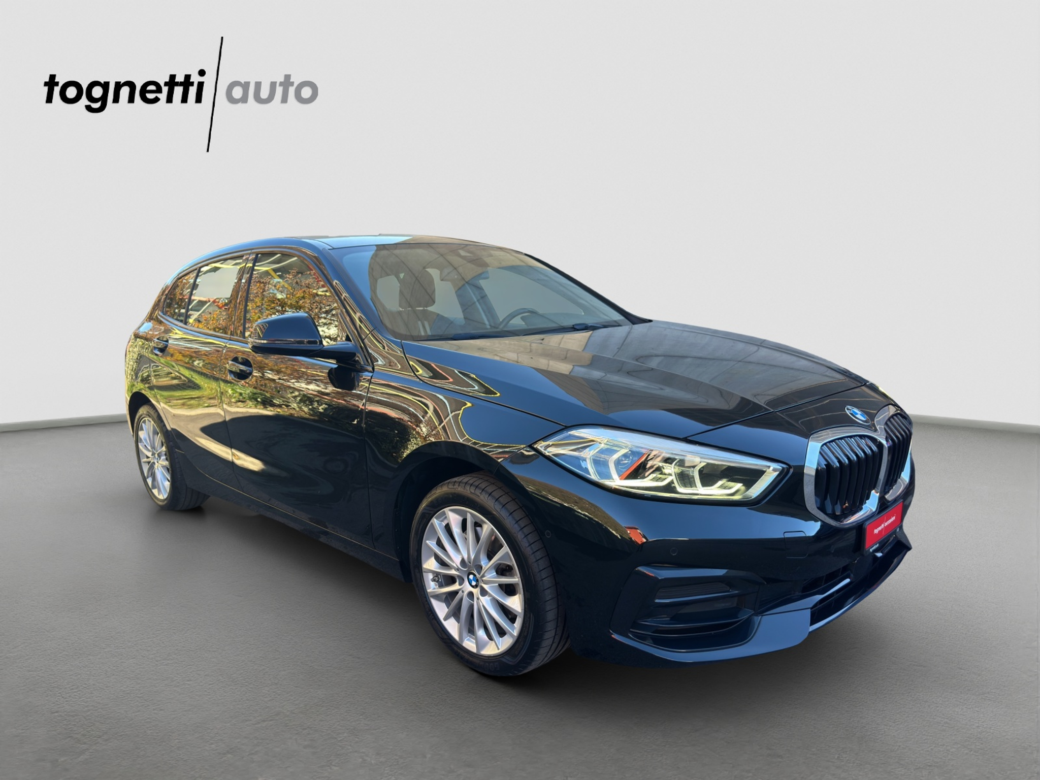 listing desktop thumbnail image 1