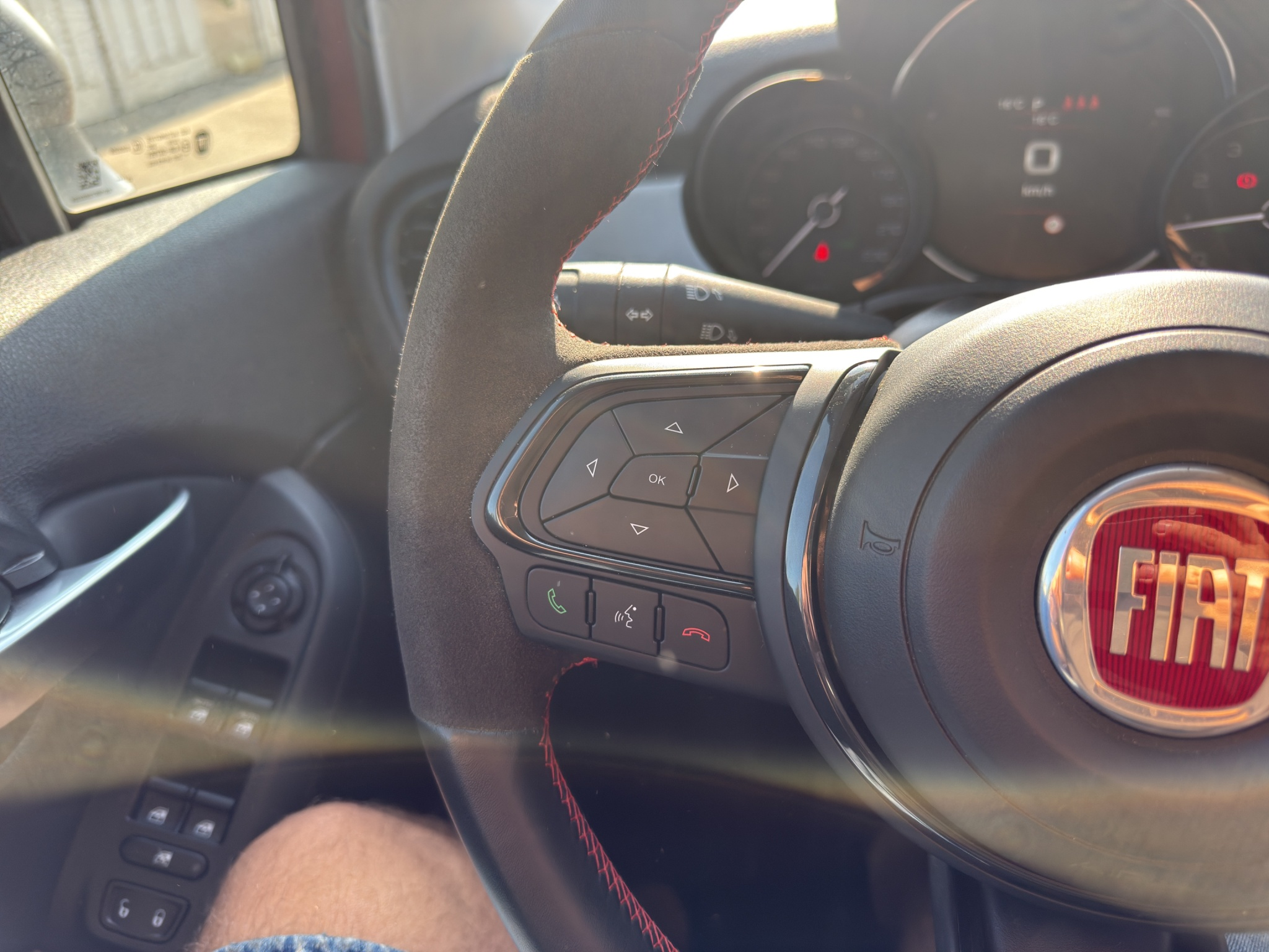 listing desktop thumbnail image 23