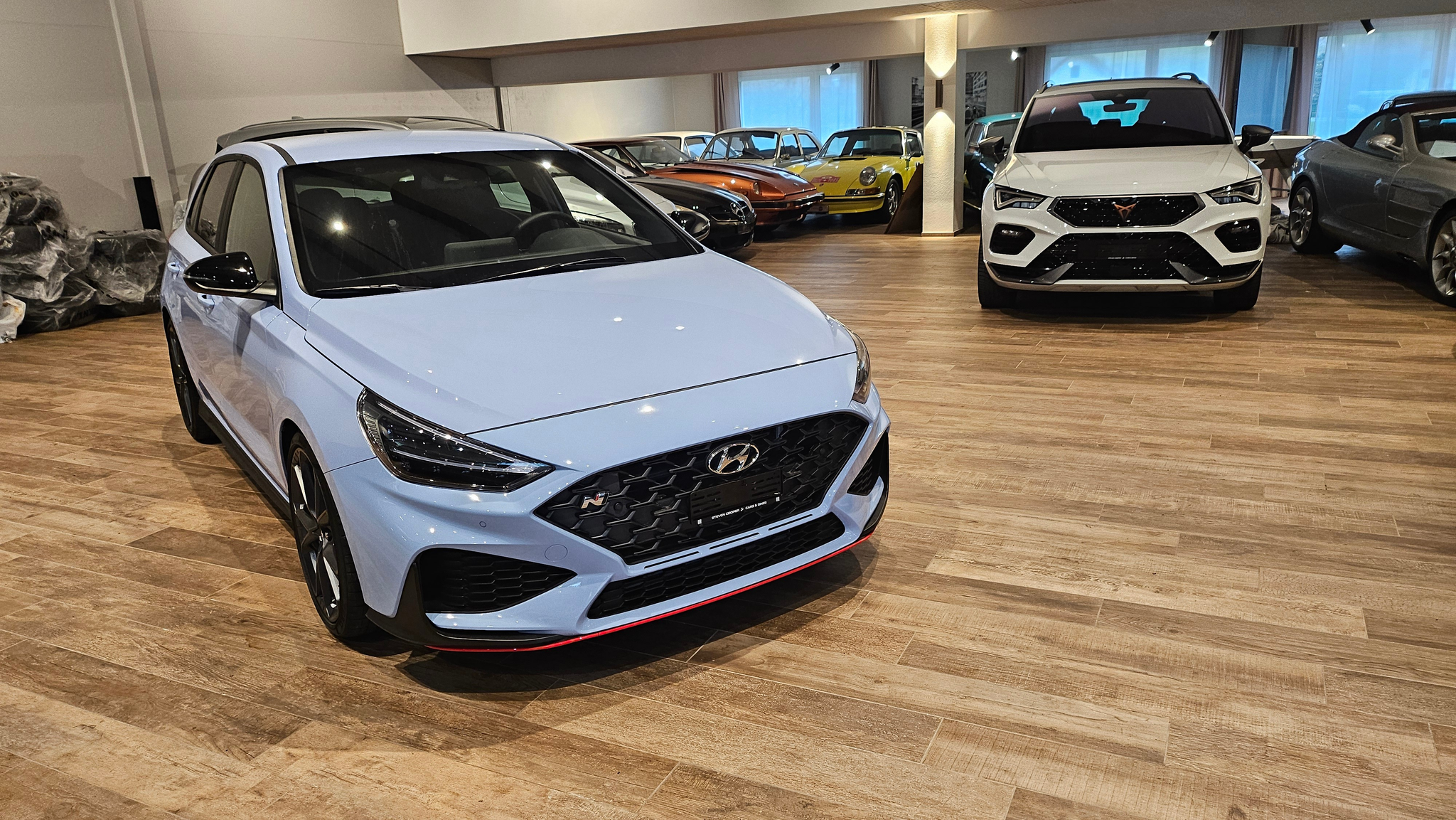 listing desktop thumbnail image 4