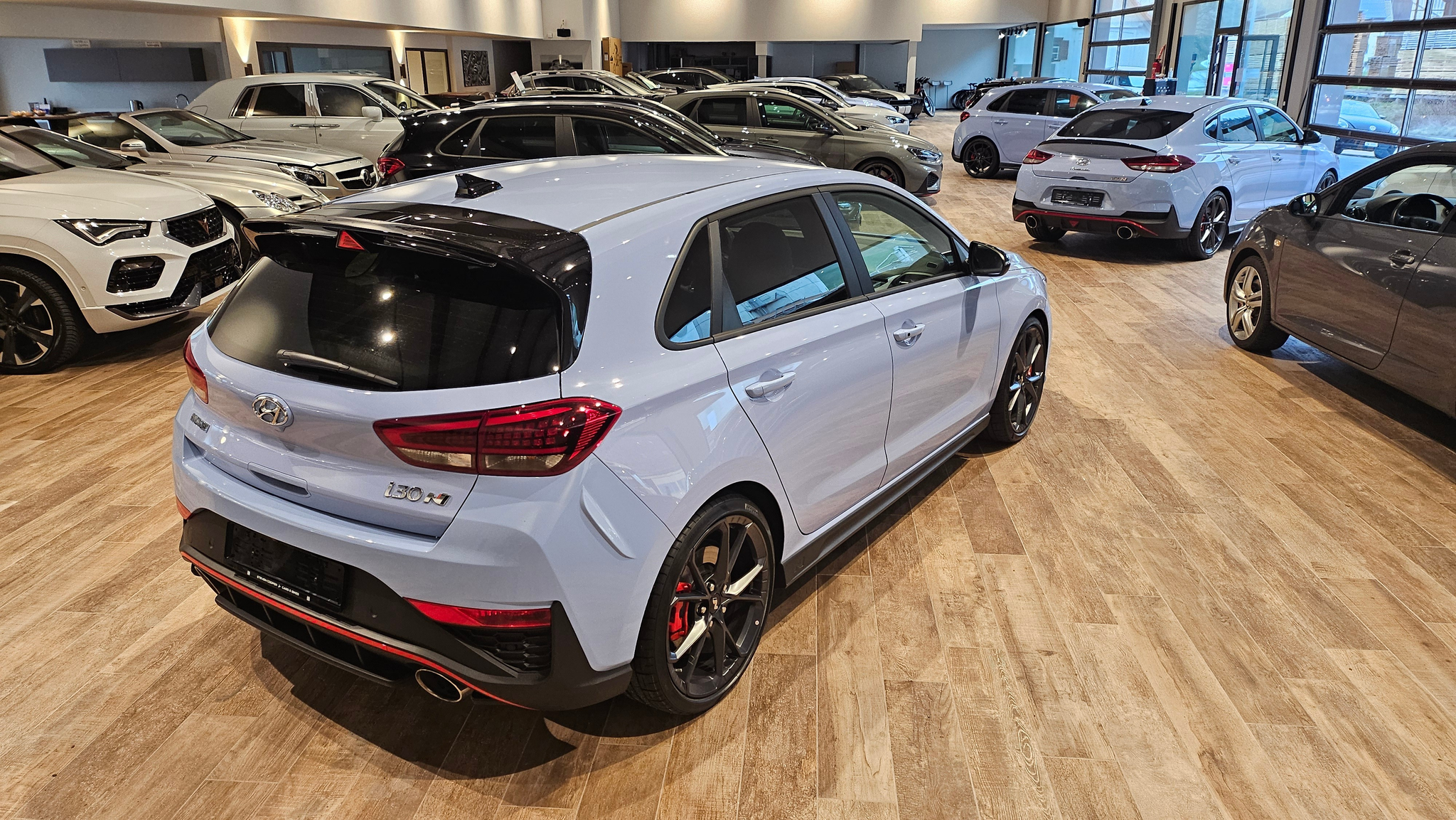 listing desktop thumbnail image 9