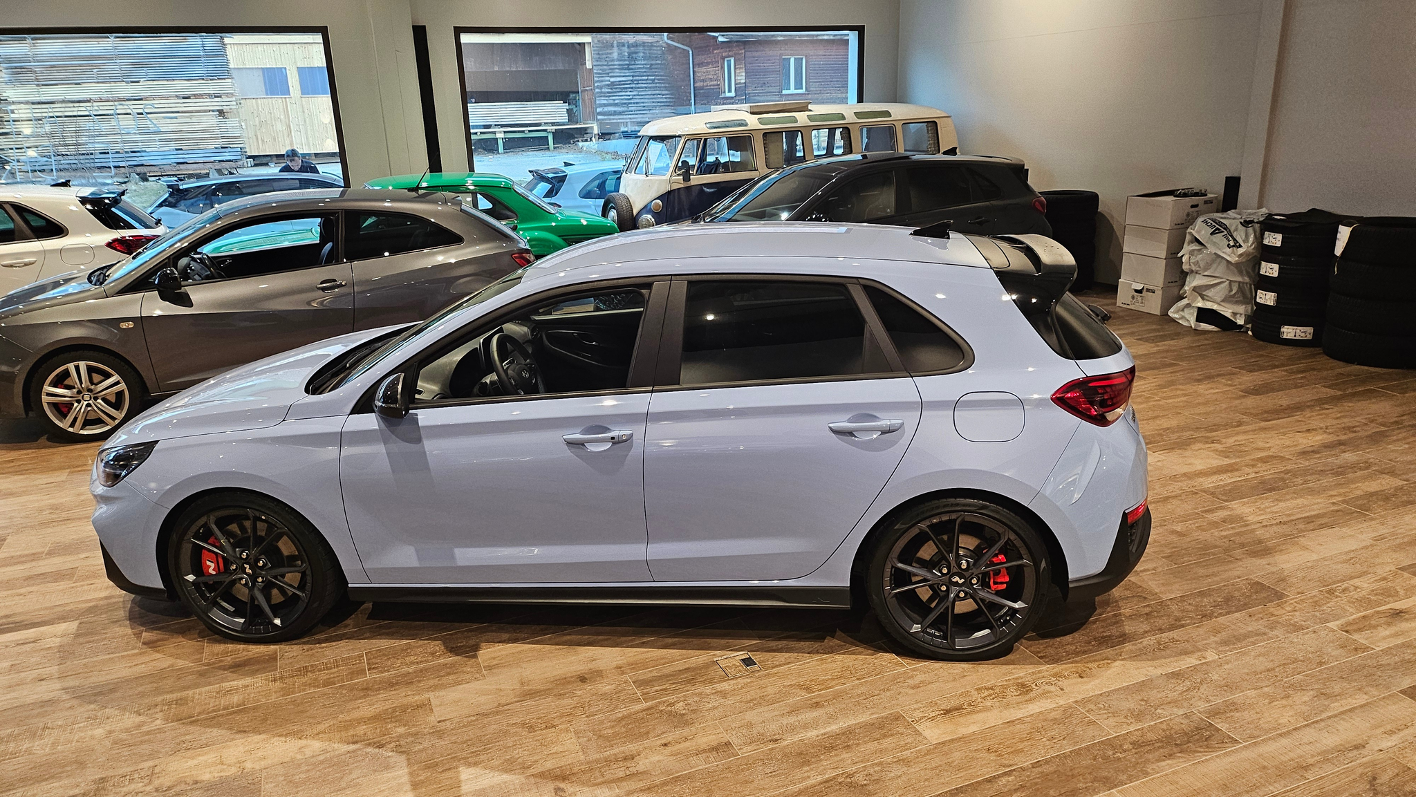 listing desktop thumbnail image 15