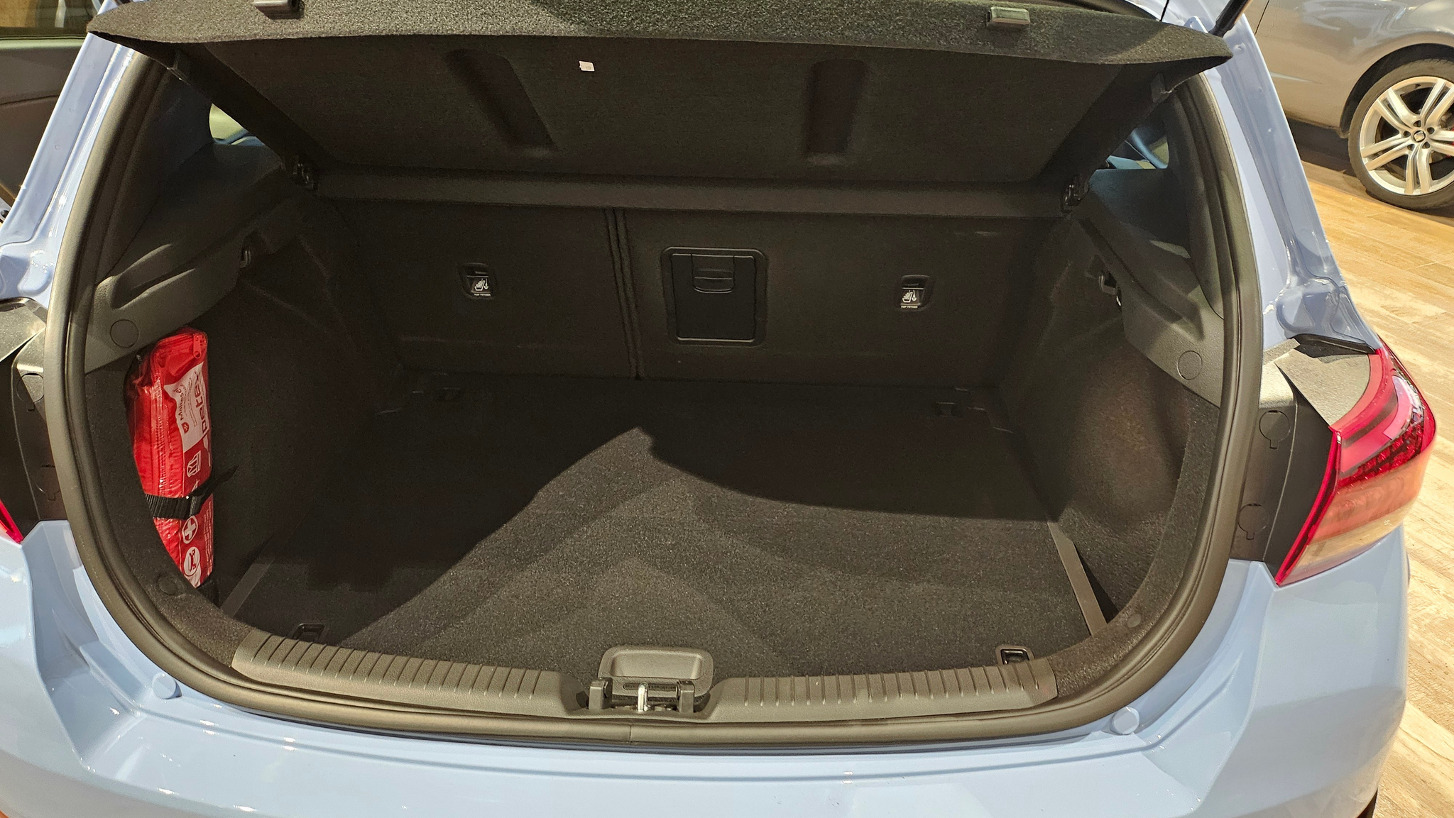 listing desktop thumbnail image 20