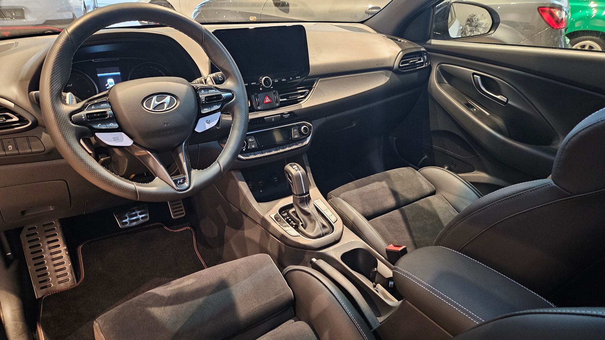 listing desktop thumbnail image 22