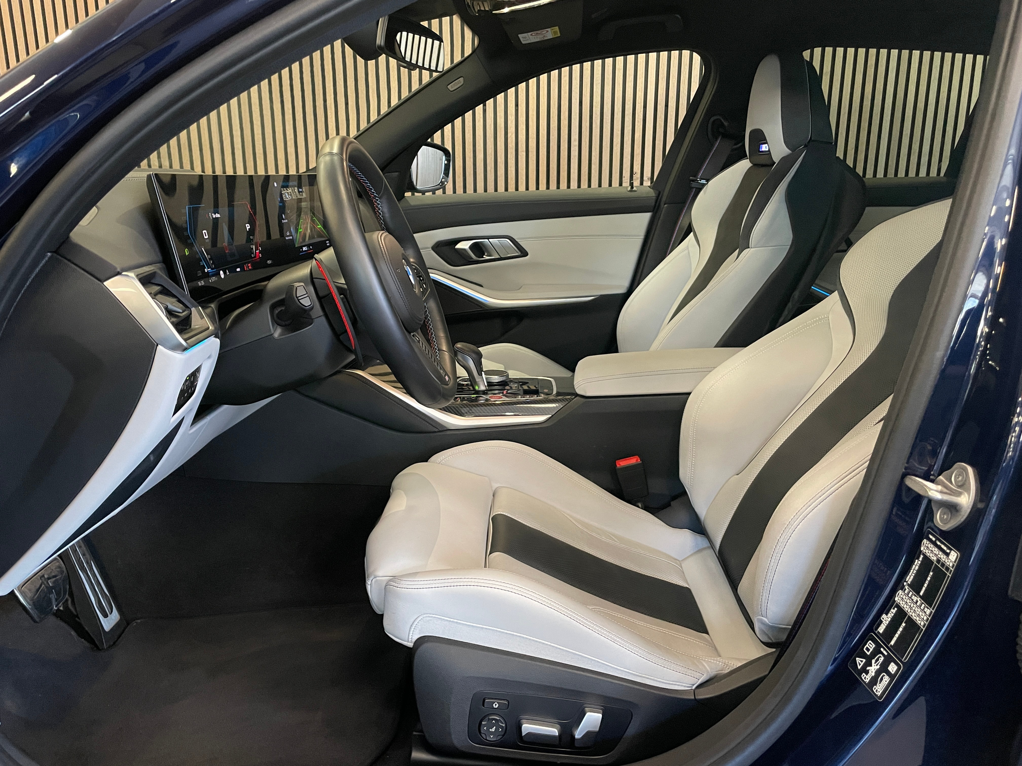 listing desktop thumbnail image 14