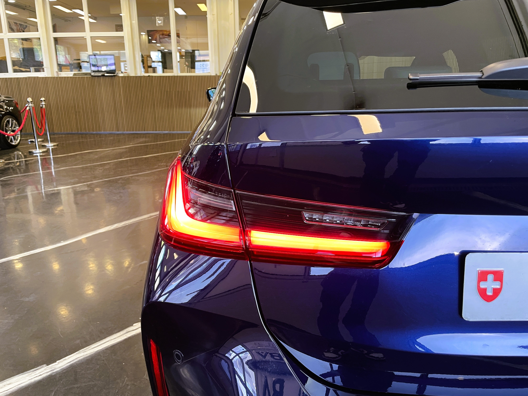 listing desktop thumbnail image 8