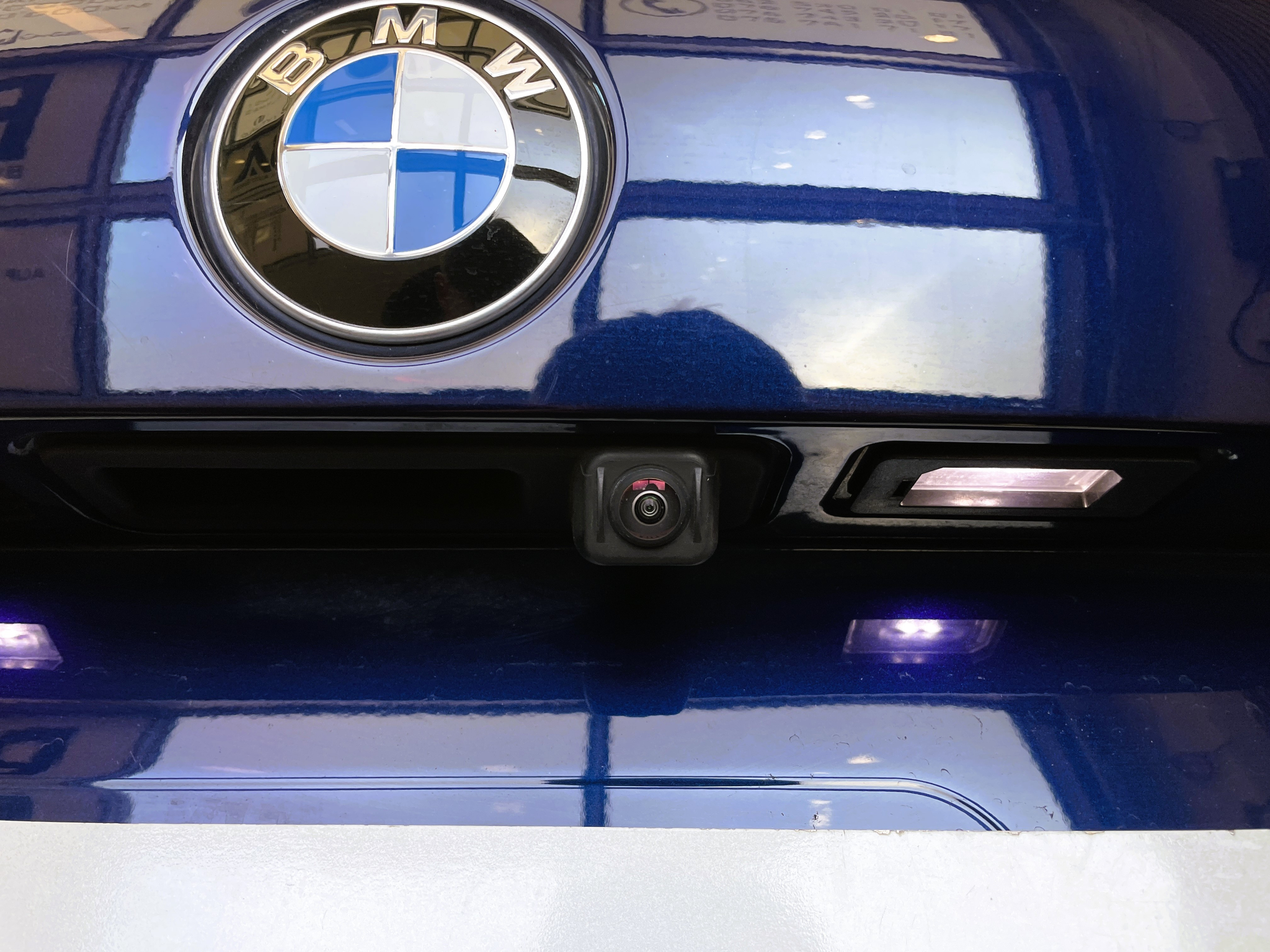 listing desktop thumbnail image 9