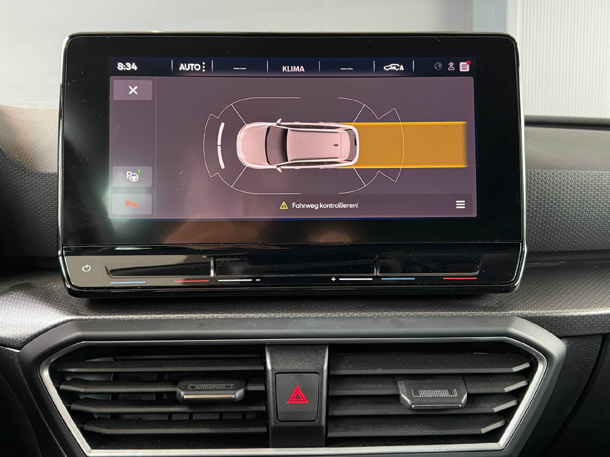 listing desktop thumbnail image 11