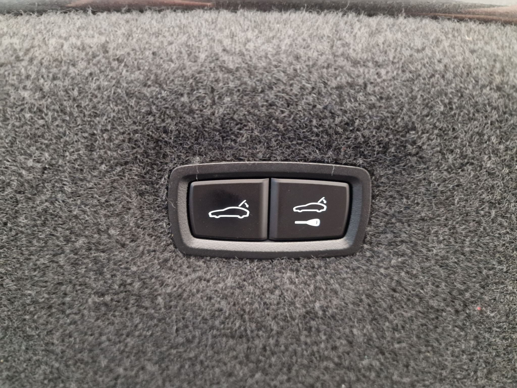 listing desktop thumbnail image 19