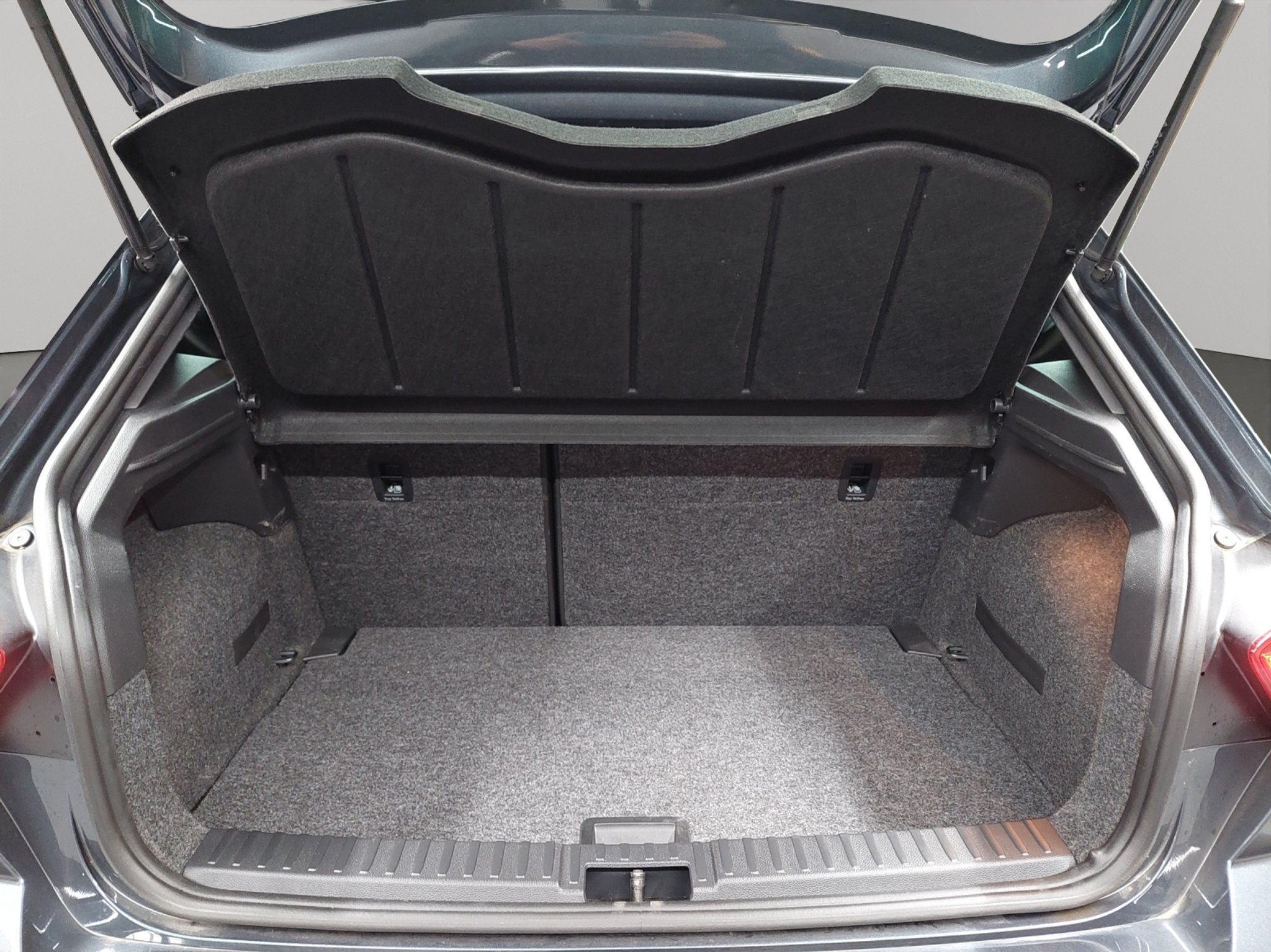 listing desktop thumbnail image 10