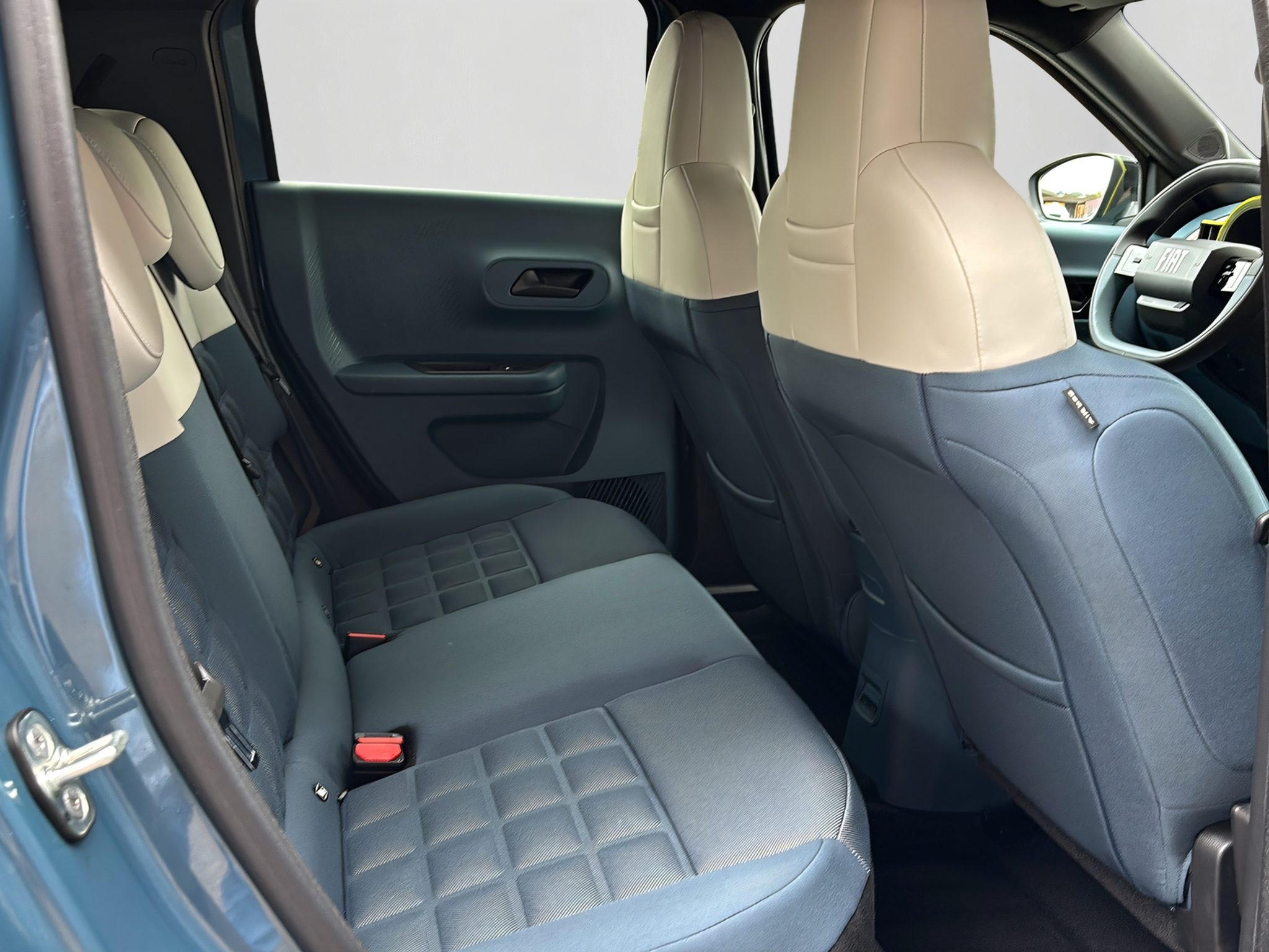 listing desktop thumbnail image 12