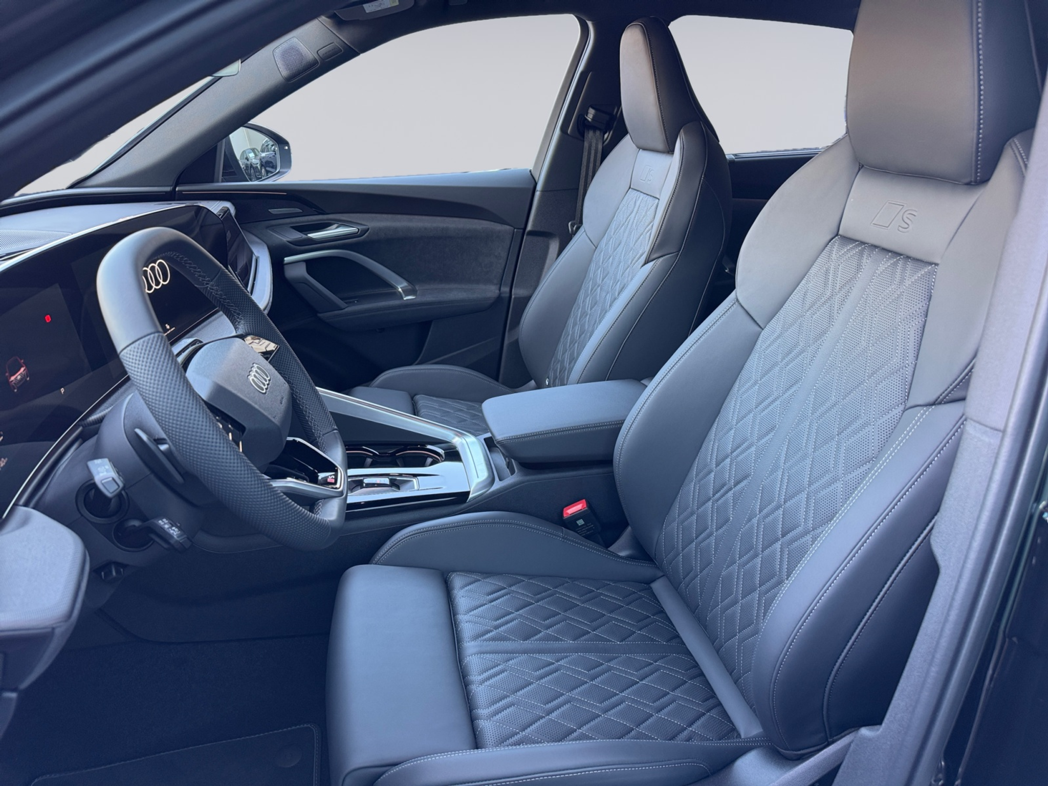 listing desktop thumbnail image 6