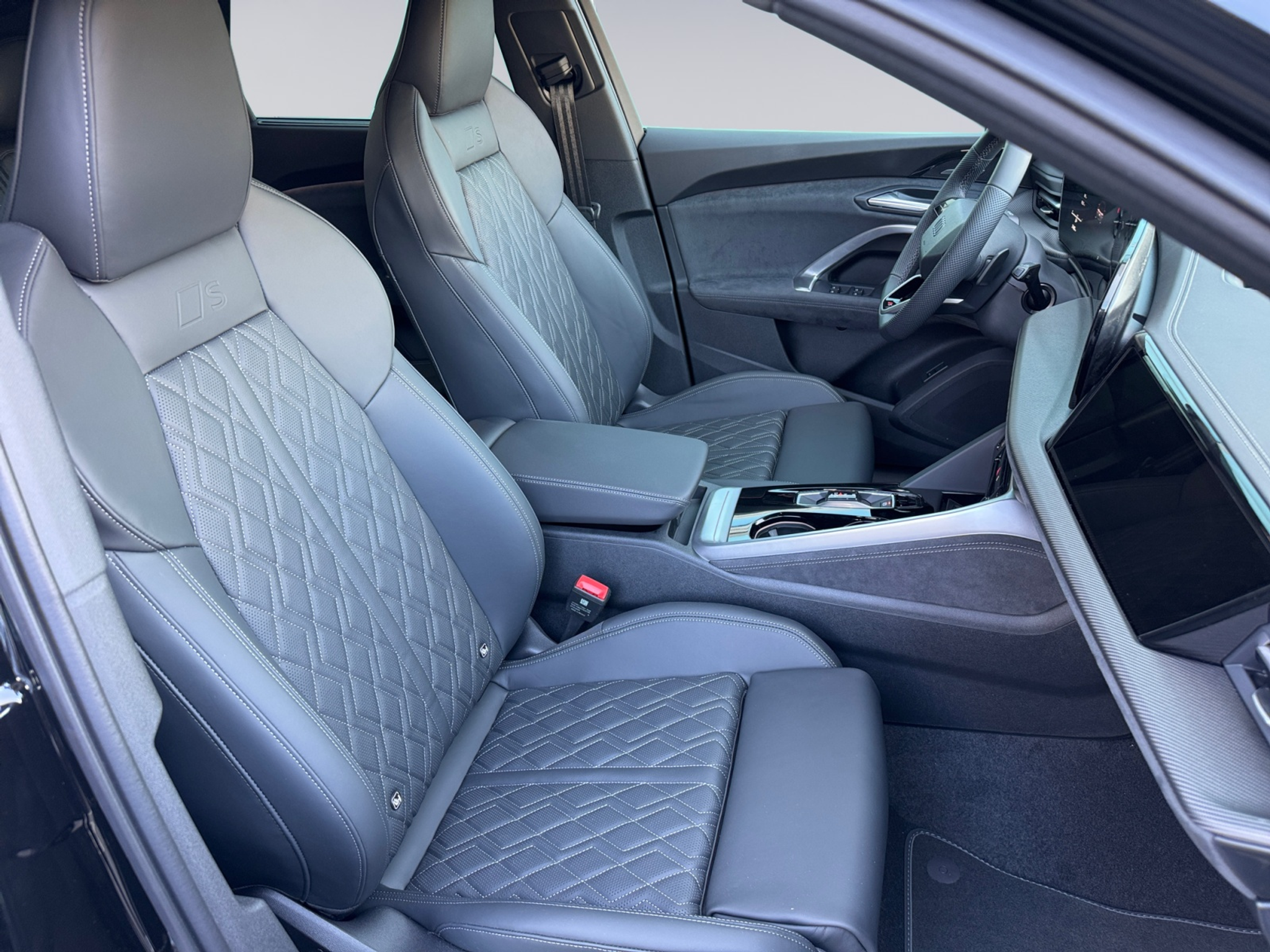 listing desktop thumbnail image 12