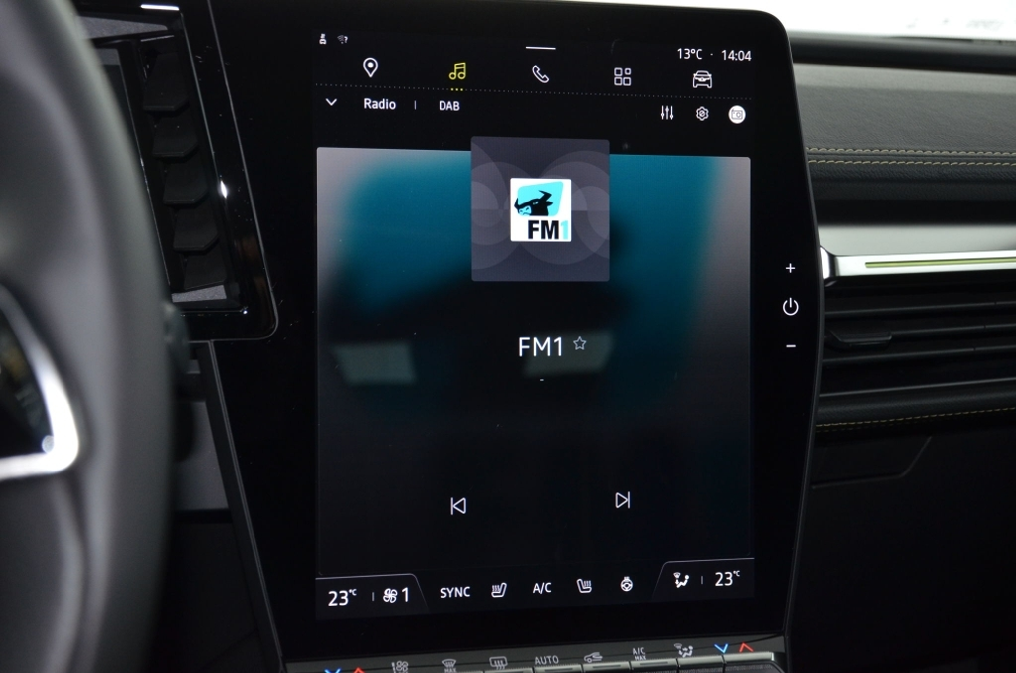 listing desktop thumbnail image 16