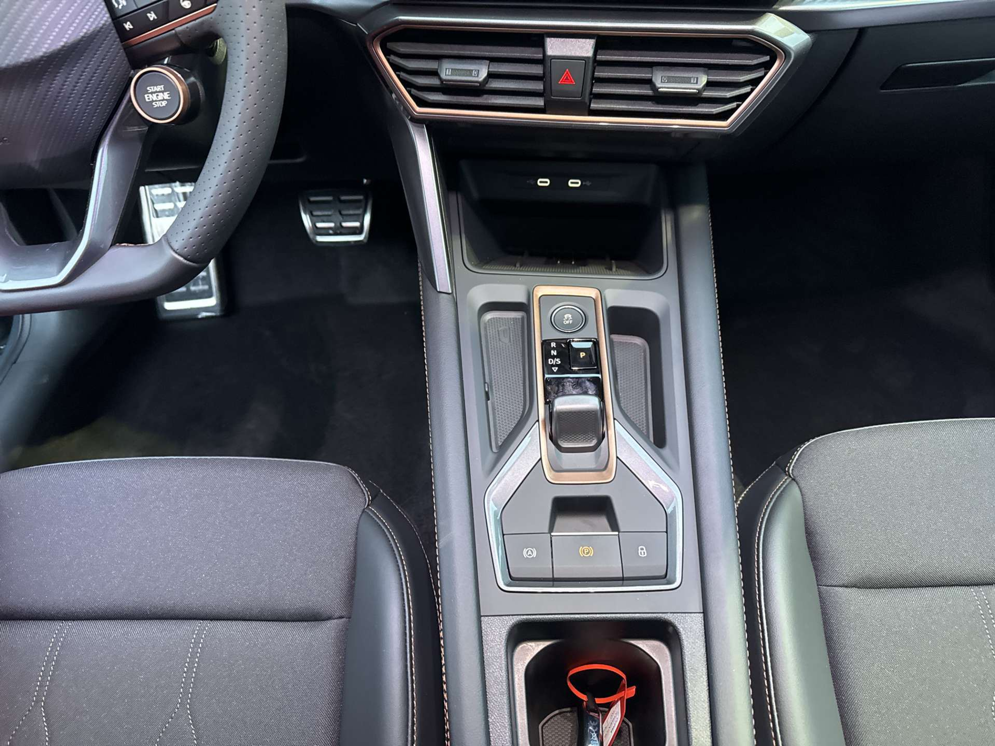 listing desktop thumbnail image 11