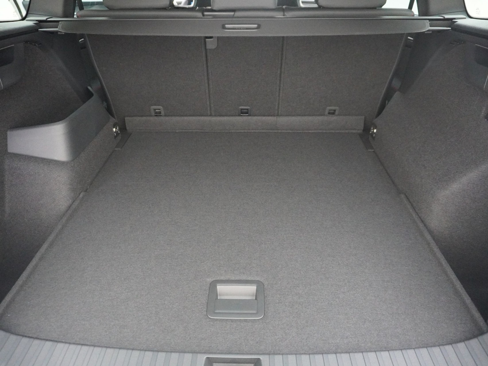 listing desktop thumbnail image 26