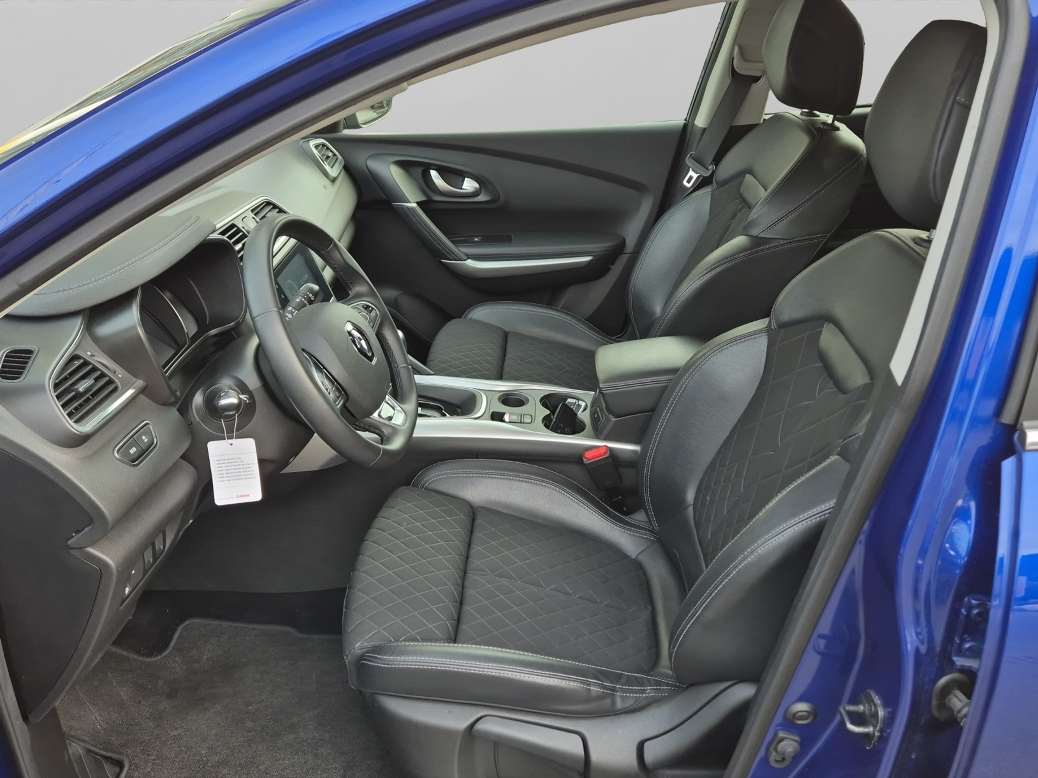 listing desktop thumbnail image 4