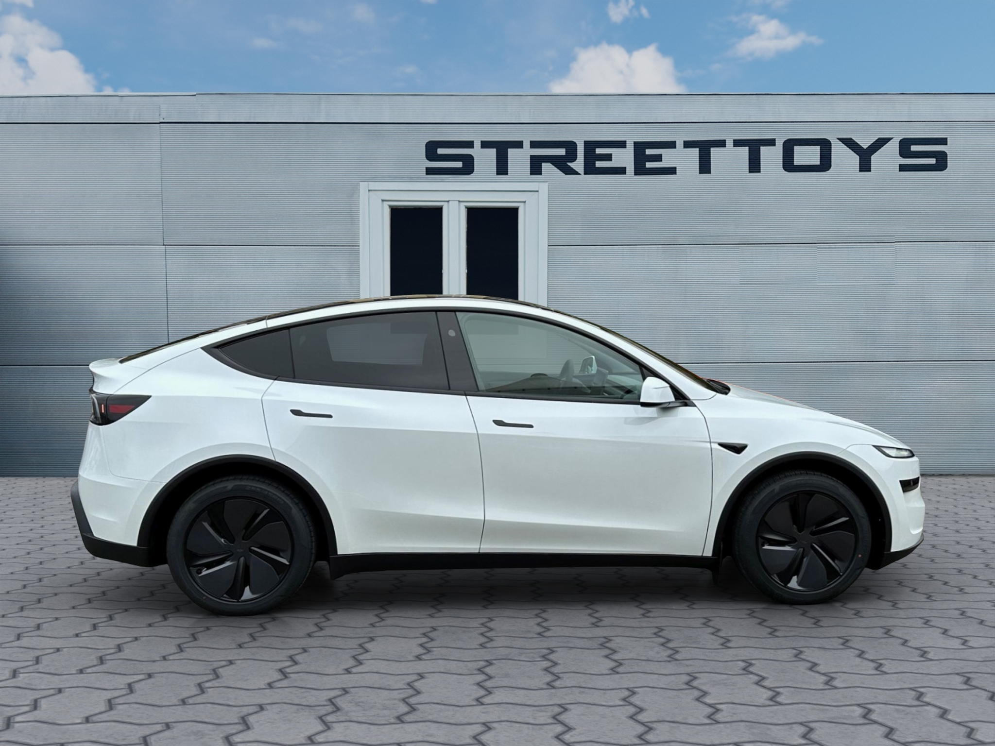 listing desktop thumbnail image 1