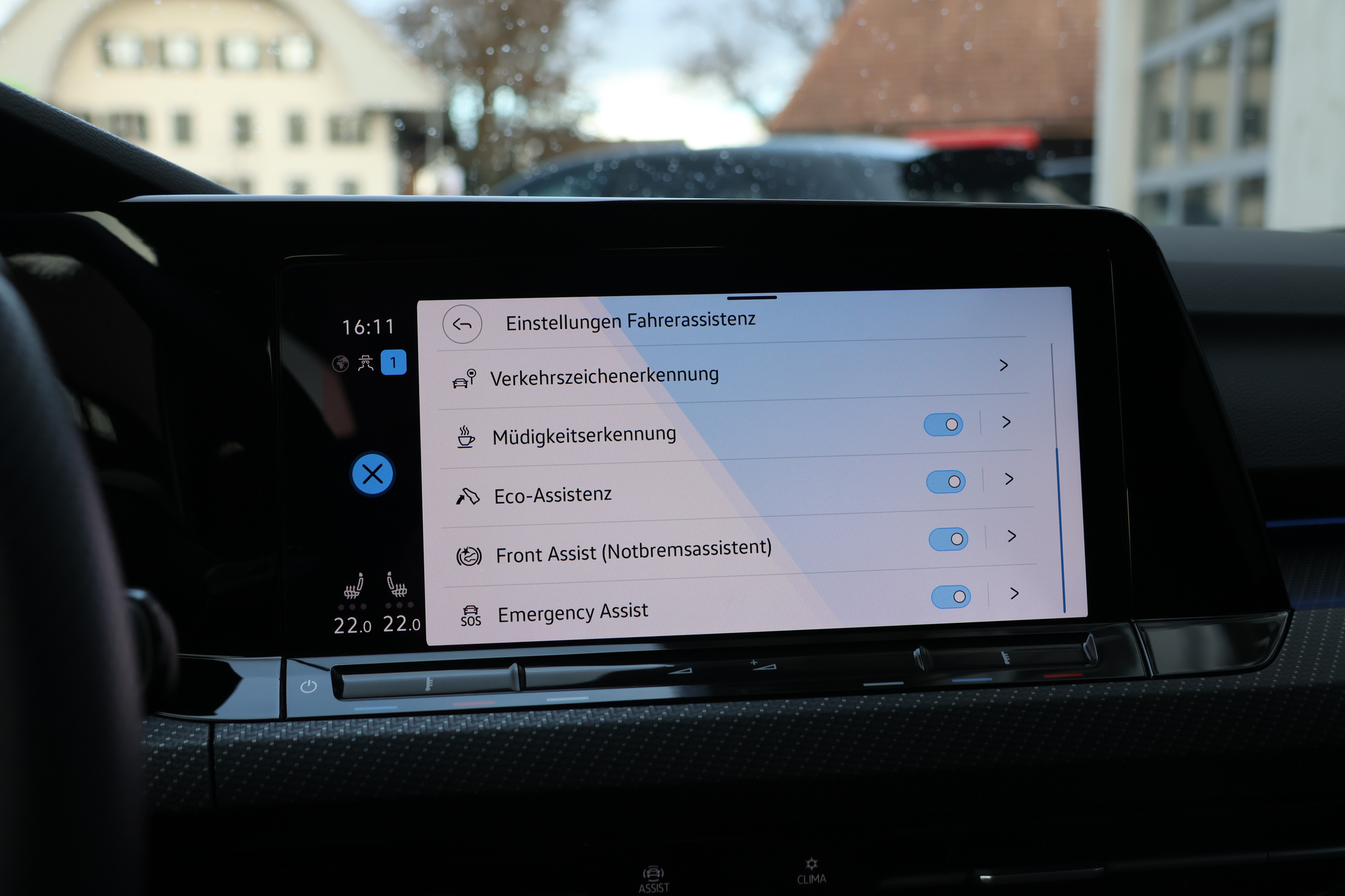 listing desktop thumbnail image 27