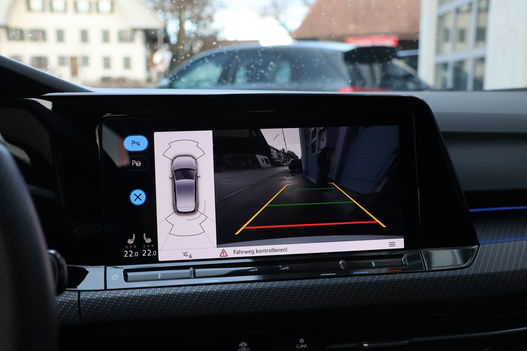 listing desktop thumbnail image 23