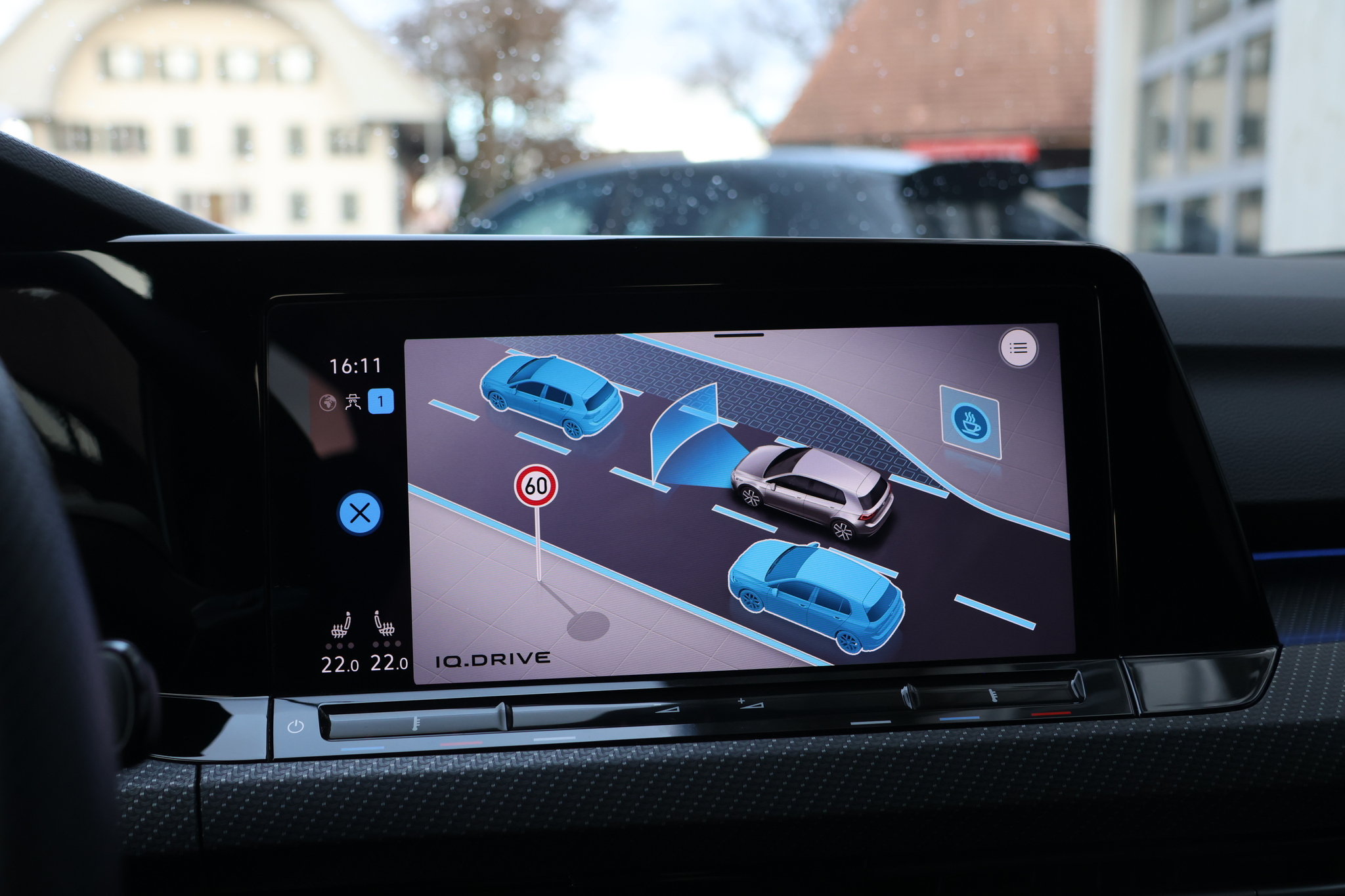 listing desktop thumbnail image 25