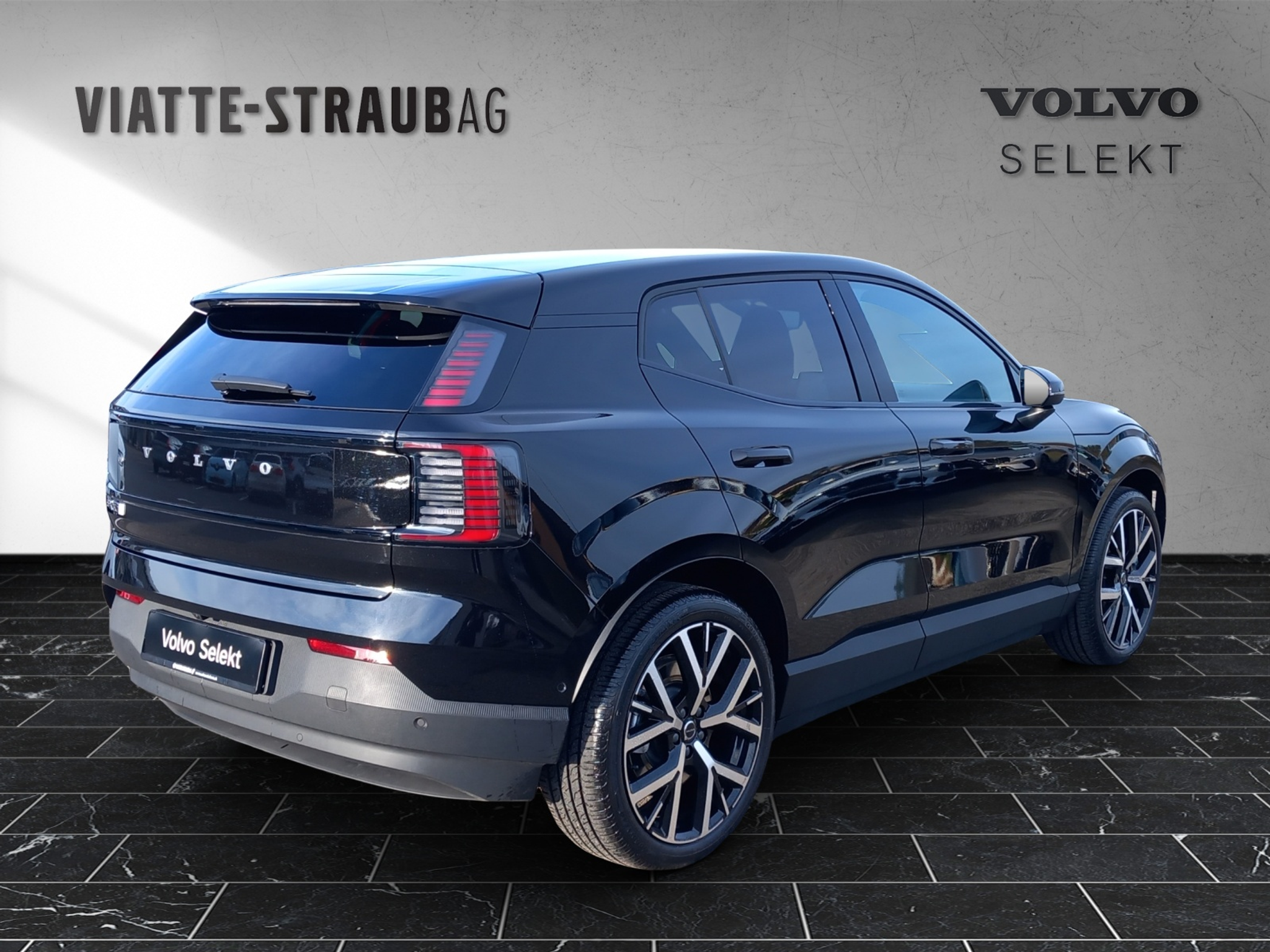 listing desktop thumbnail image 4