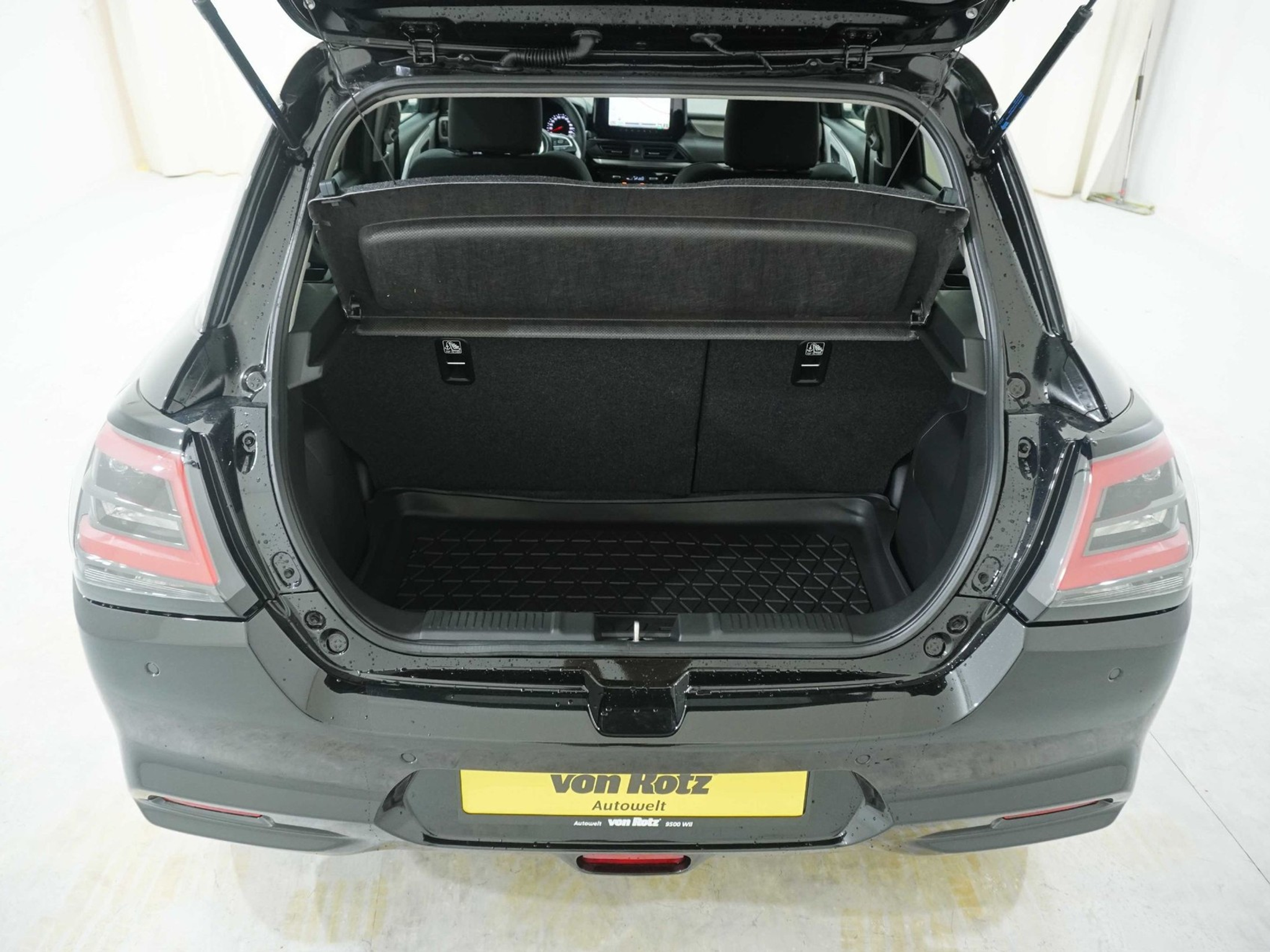 listing desktop thumbnail image 18