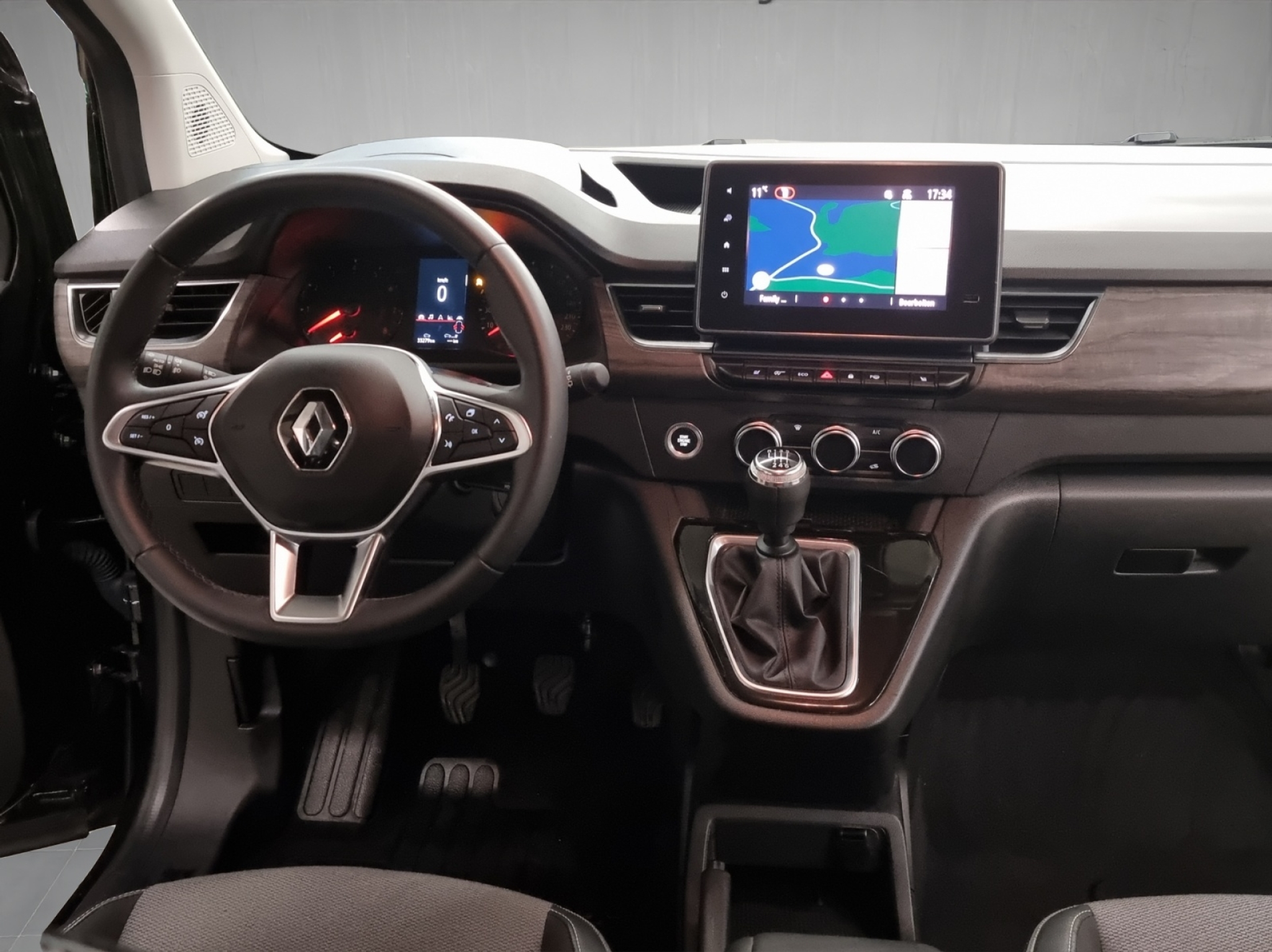 listing desktop thumbnail image 8