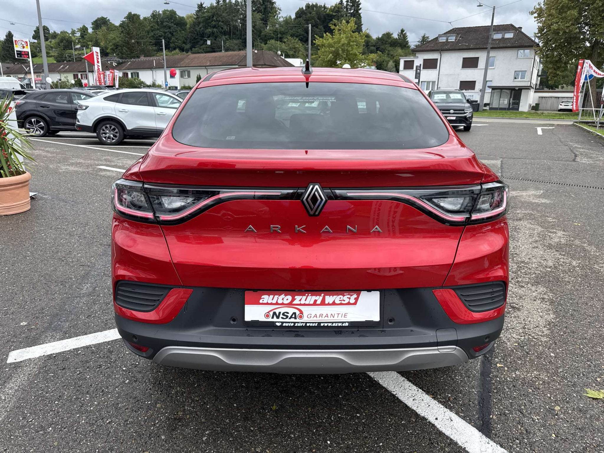 listing desktop thumbnail image 14