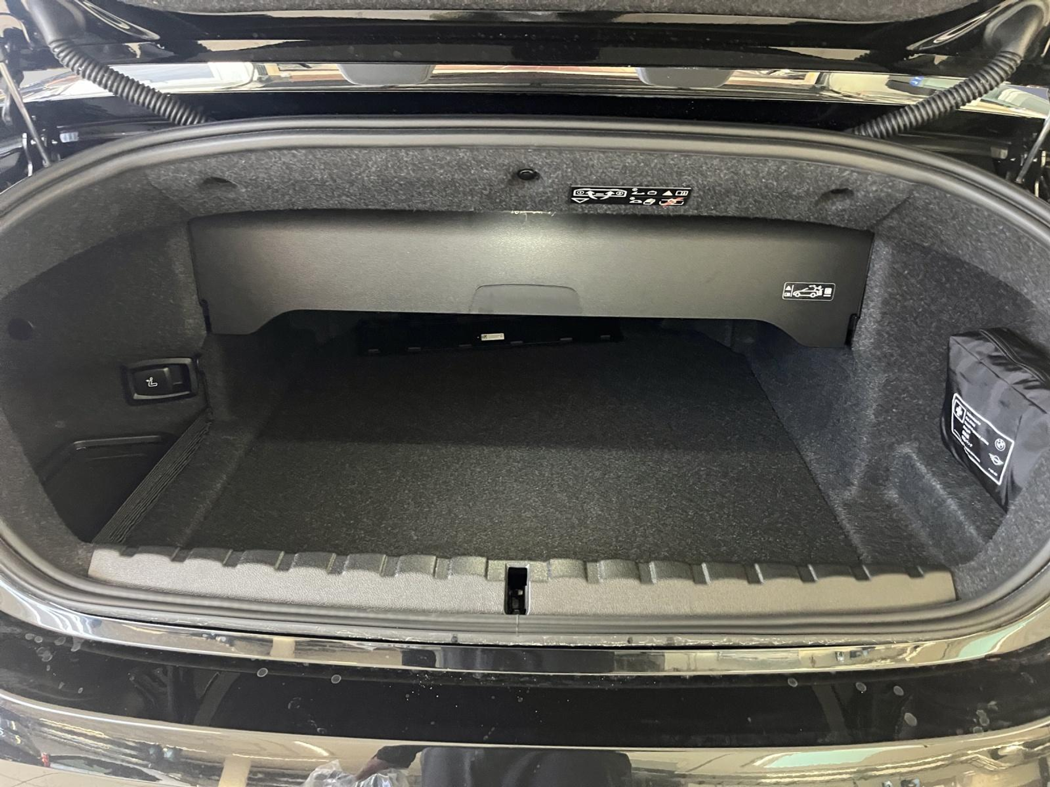 listing desktop thumbnail image 17