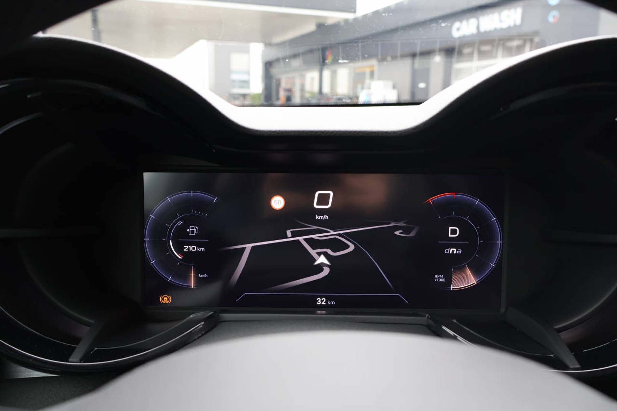 listing desktop thumbnail image 13