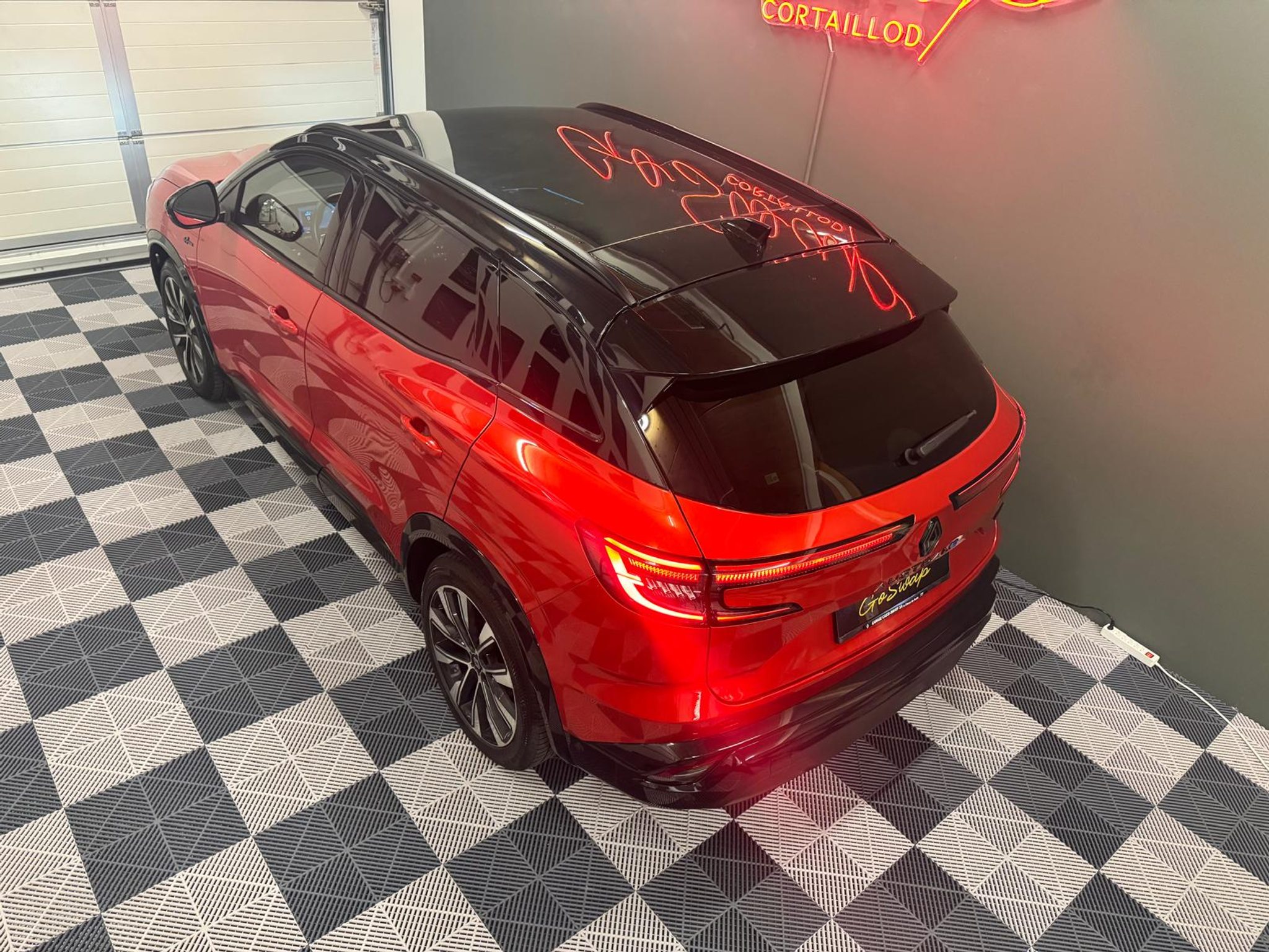 listing desktop thumbnail image 2